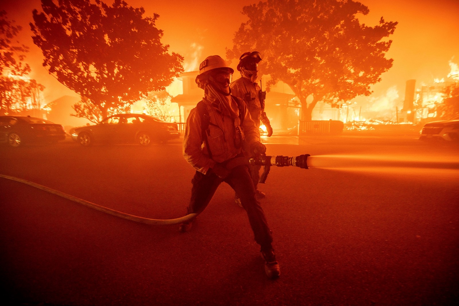 California_Wildfires_Emergency_Alerts_08426--81e30_1089196634.jpg