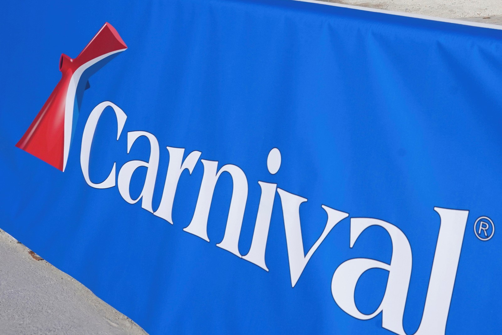Cruise_Alcohol_Lawsuit_93469--978b0_1105619108.jpg