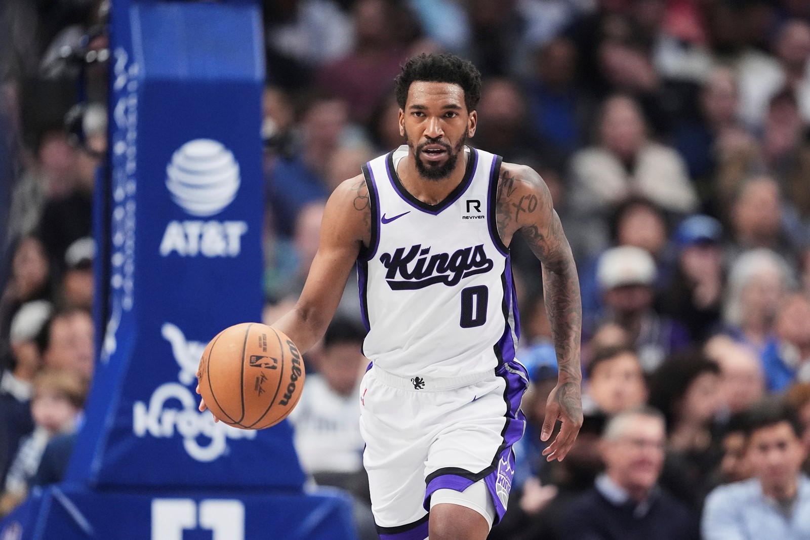 Kings_Mavericks_Basketball_13227--de7a1_1090504242.jpg