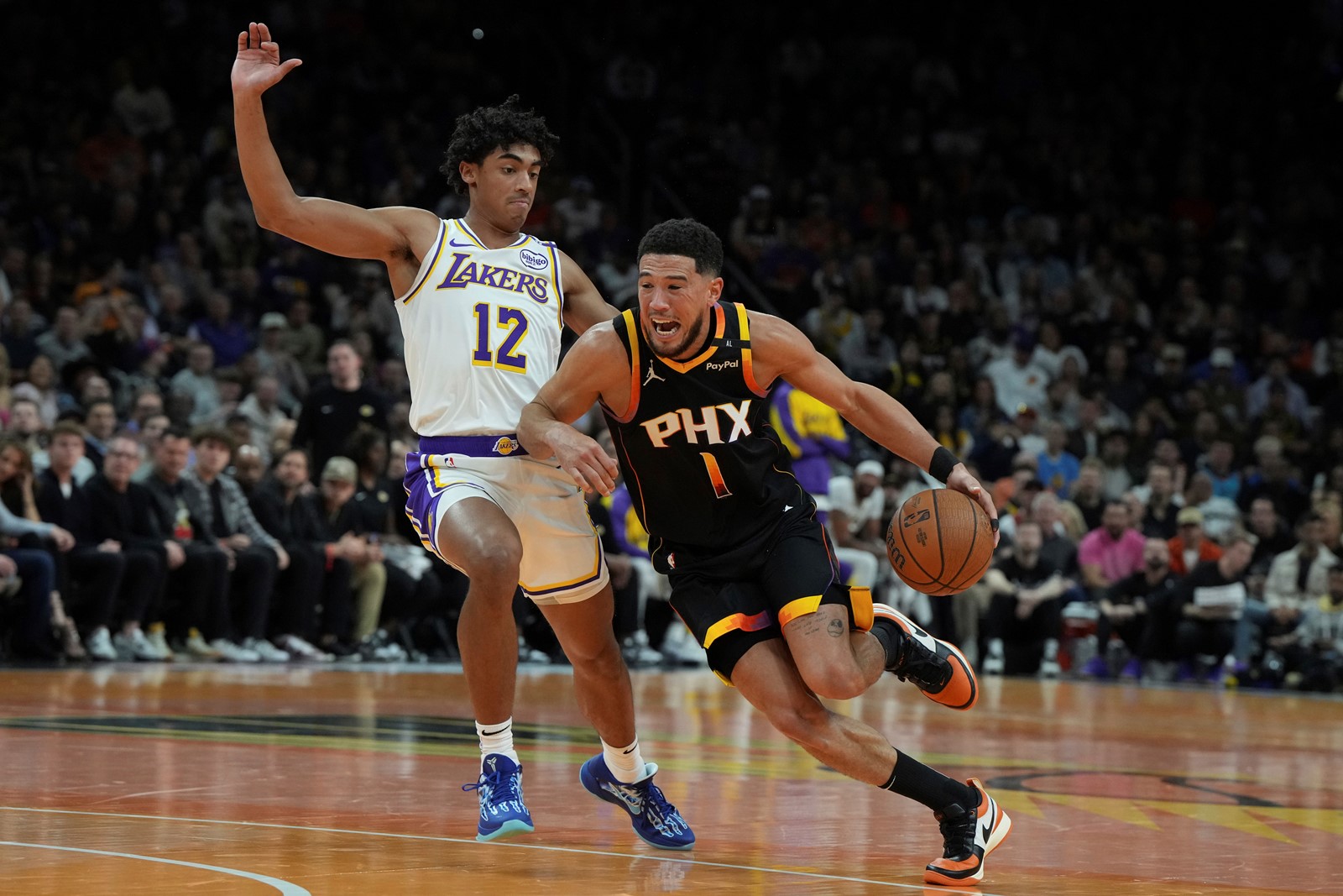 Lakers_Suns_Basketball_76943--c35f3_1086989804.jpg