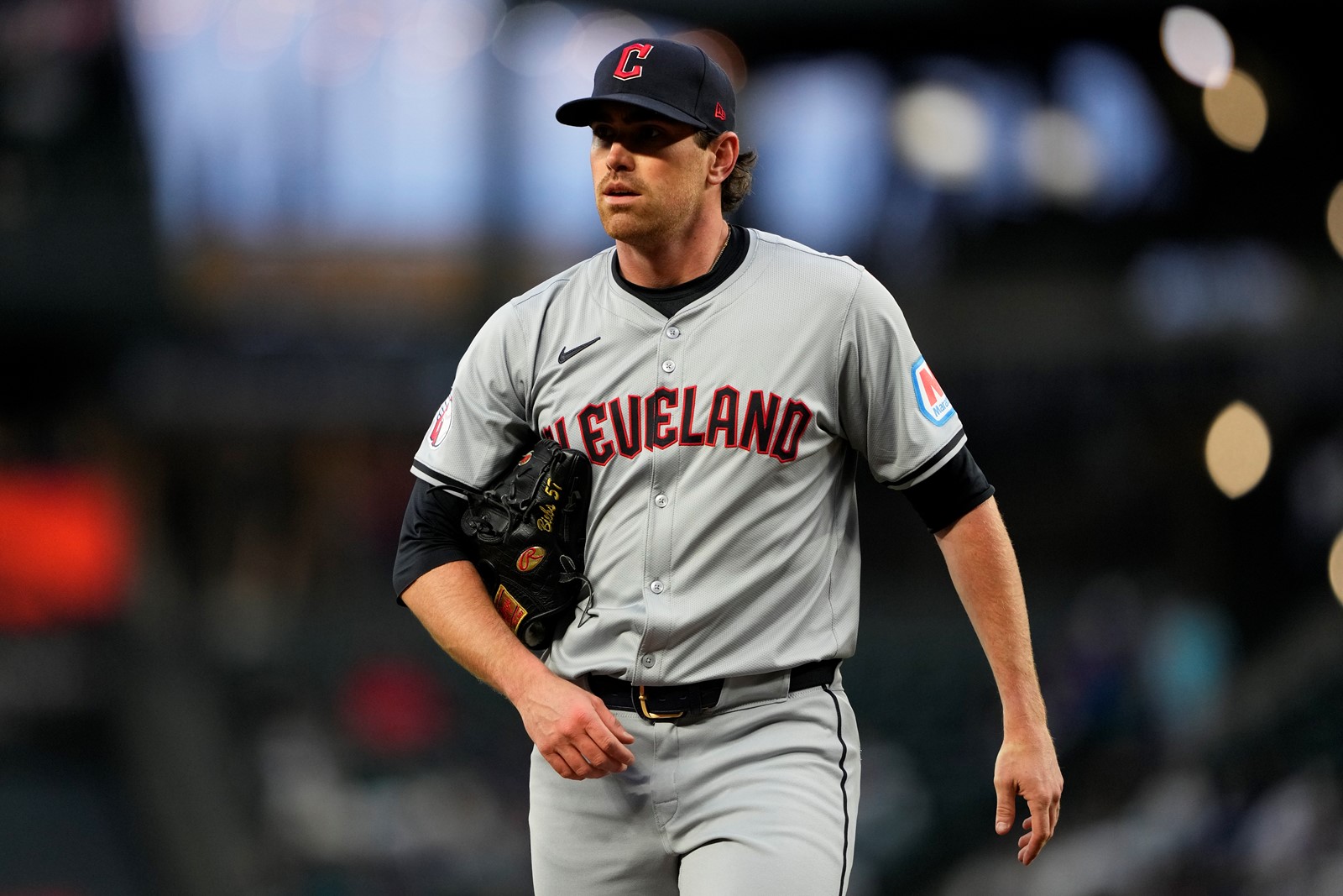 Guardians-Bieber_Surgery_Baseball_51225--30285#2_1077134132.jpg