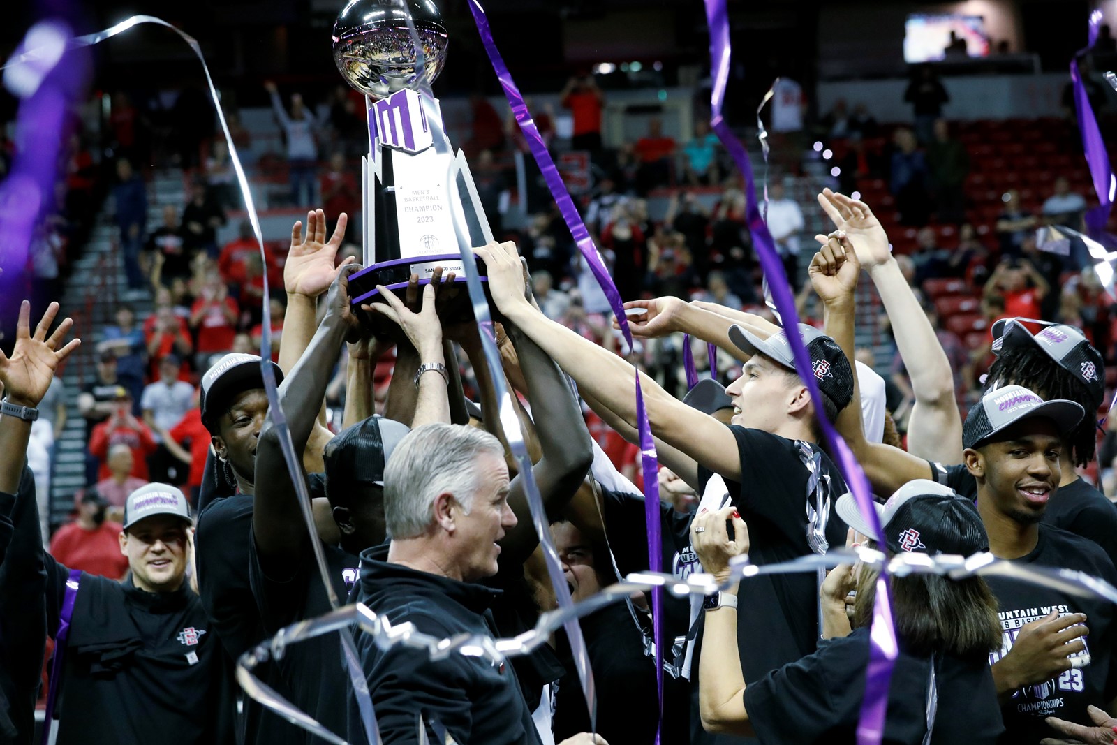 MWC_Utah_St_San_Diego_St_Basketball_72194--0d422_1060426699.jpg