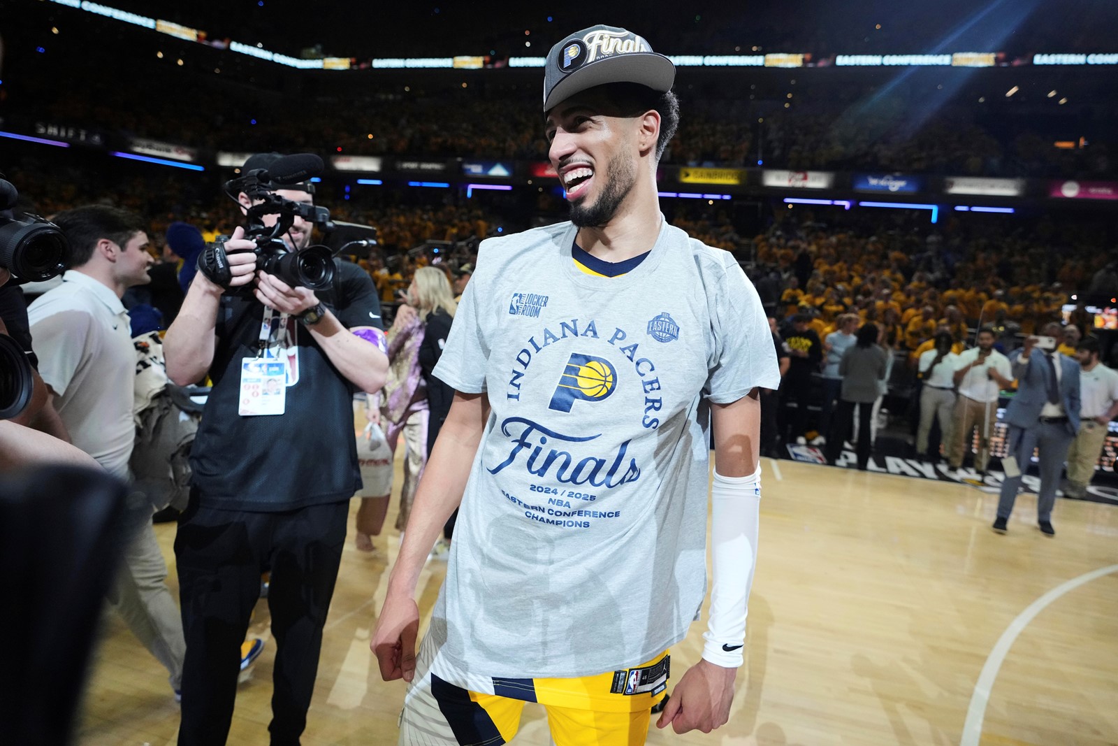 Knicks_Pacers_Basketball_97727--f0776_1093879250.jpg