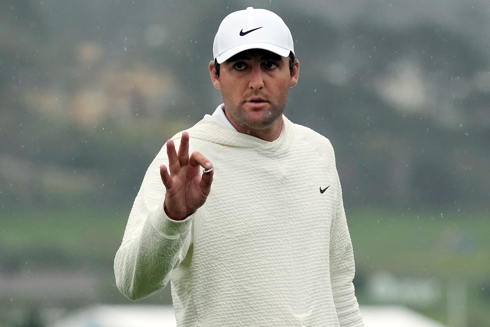 Scheffler_Pebble_Beach_Golf_00778--ad888_1089192240.jpg