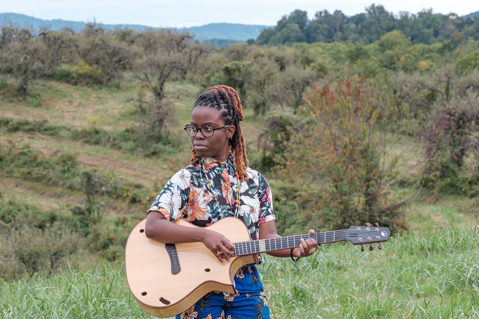 YasminGuitar-horizontal-credit-Kim-Atkins_1059922320.jpe