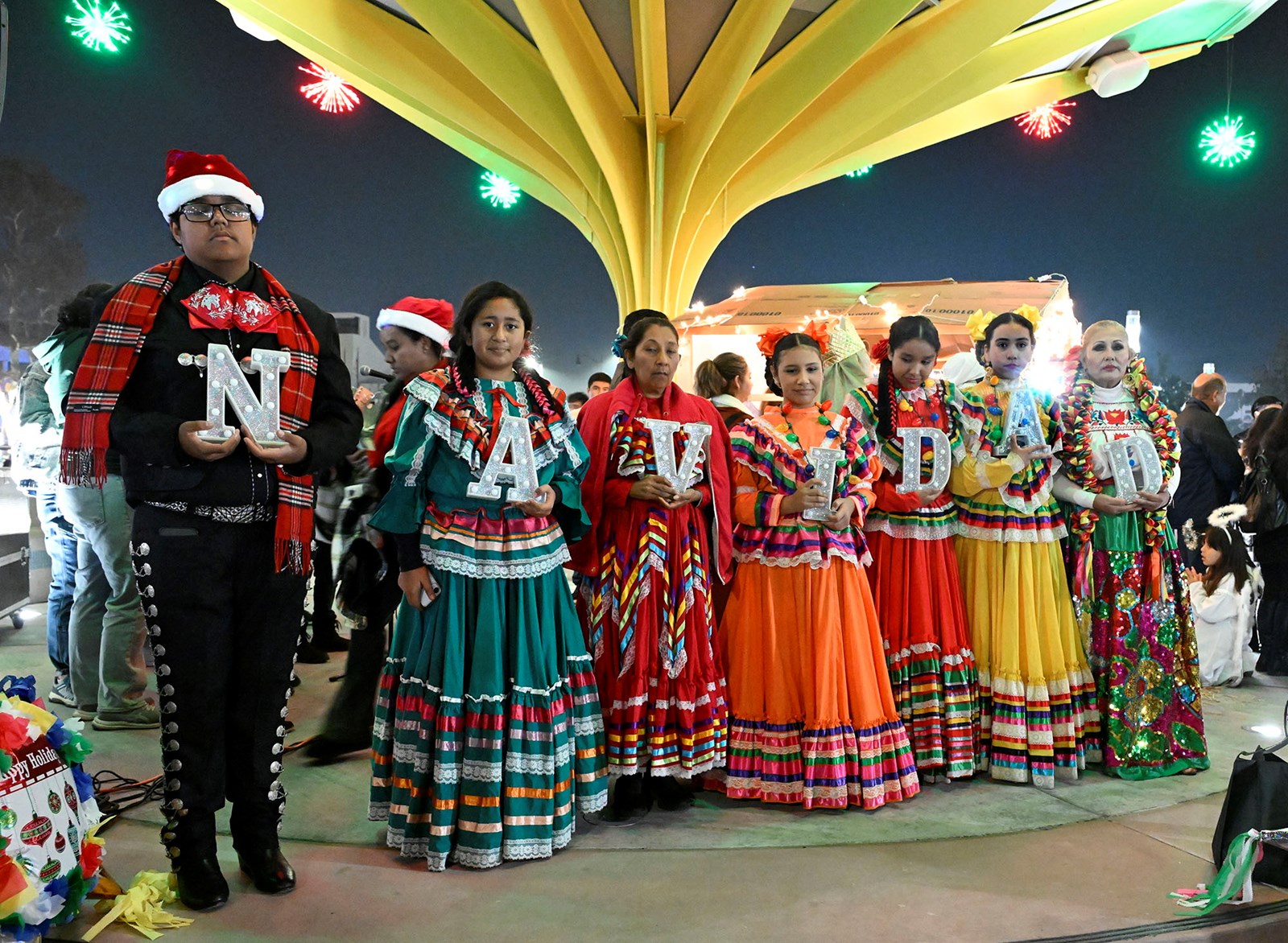 1221_NWS_SGT-L-POSADA-1221-12_1087858064.jpg
