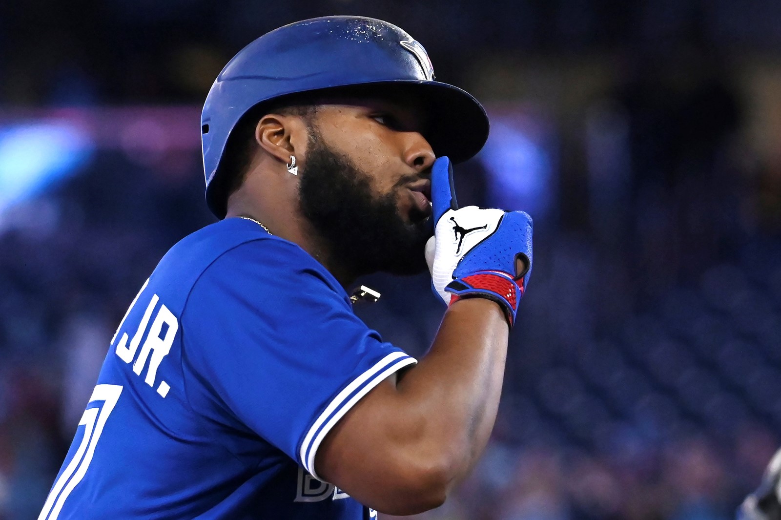Padres_Blue_Jays_Baseball_97977--80d55_1093349182.jpg