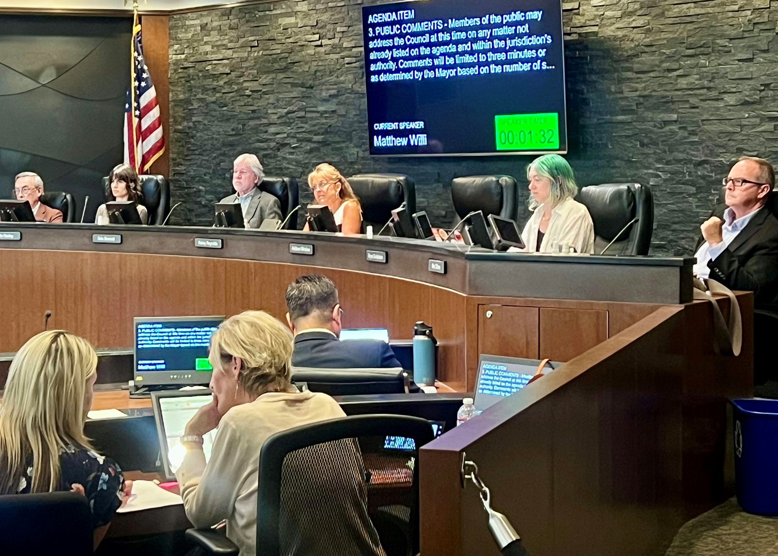 CHICOUNCIL-01_1095160987.jpg