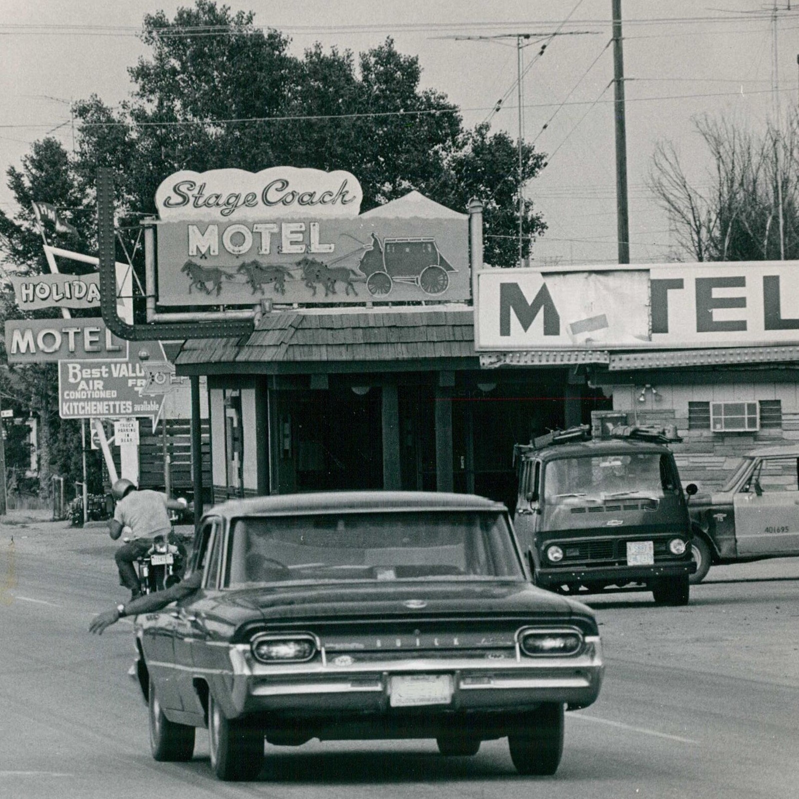 1029_NWS_TDP-Z-FE02MOTELS-05_1099299529.jpg