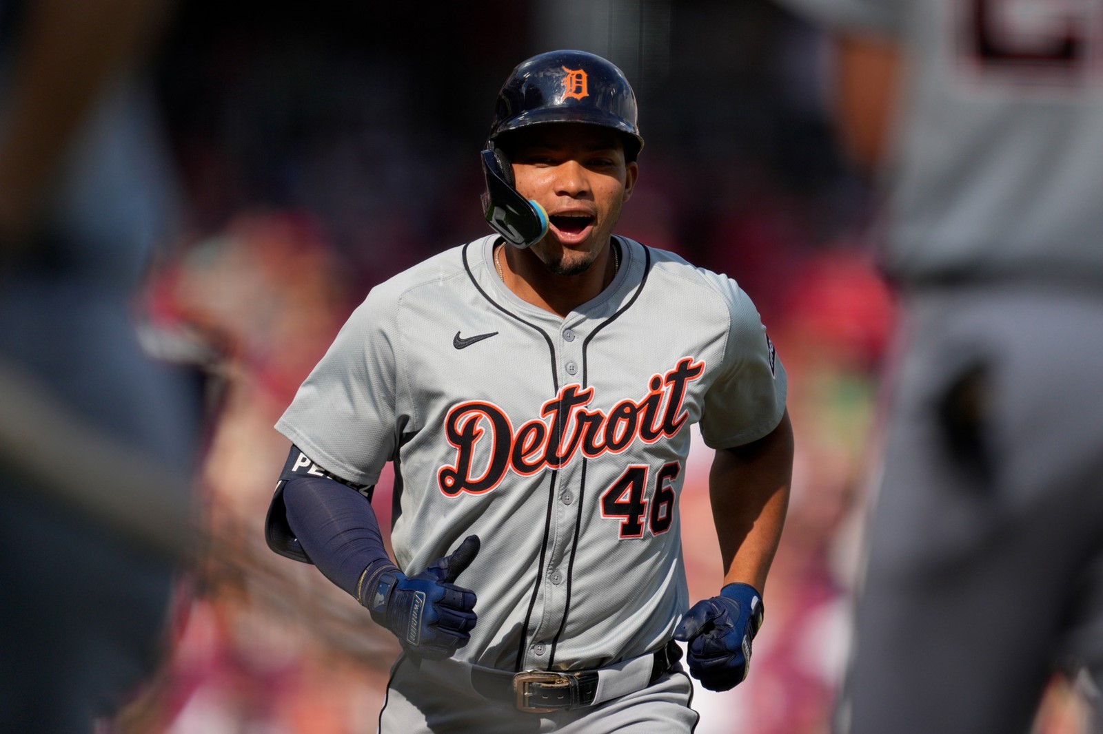 TOP-L-TigersPerez-01_1090617470.jpg