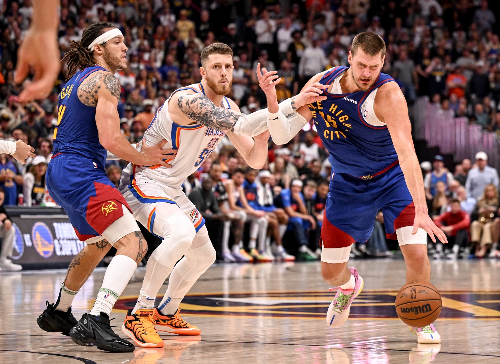 TDP-L-NUGGETS-THUNDERAO5_9153x_1092948340.jpg