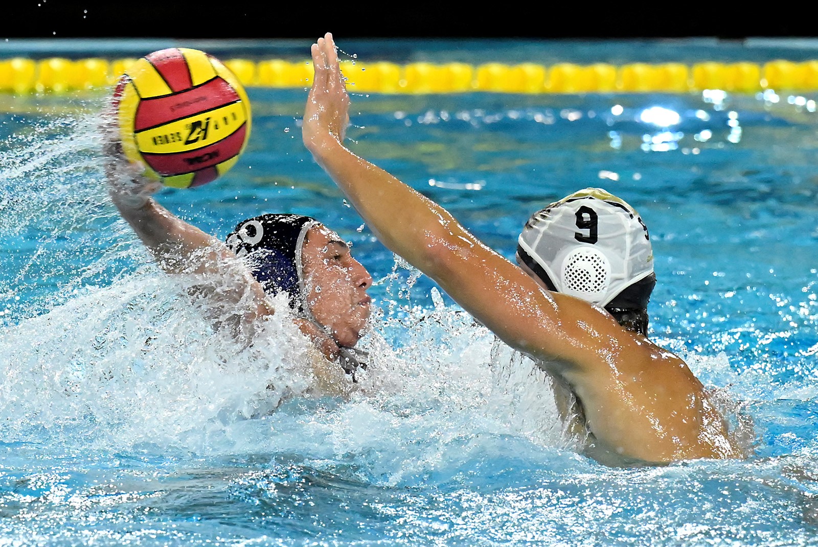 LDN-L-WATERPOLO-0302_39fe96_1090333113.jpg