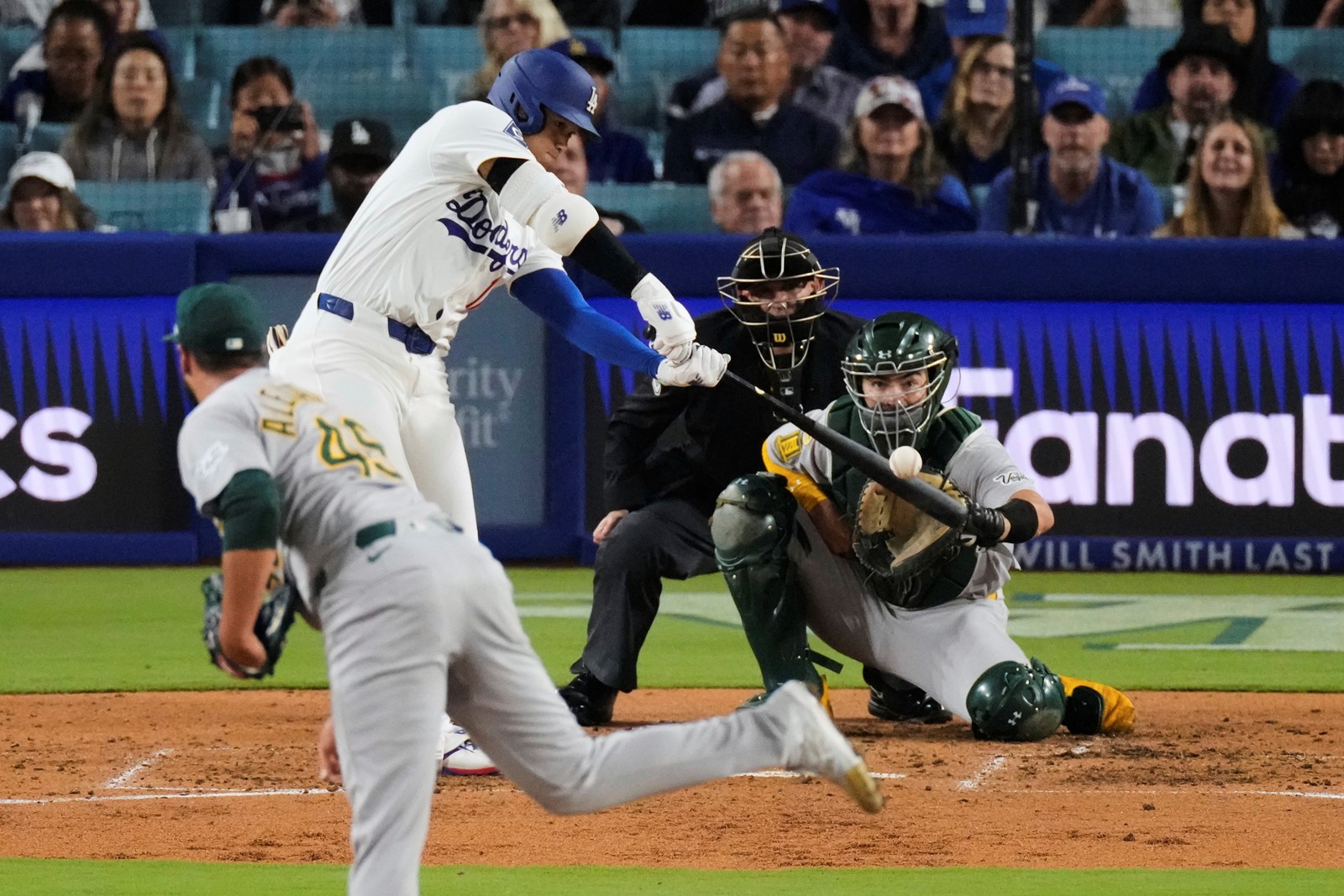 Athletics_Dodgers_Baseball_83660--9539a_1093152731.jpg
