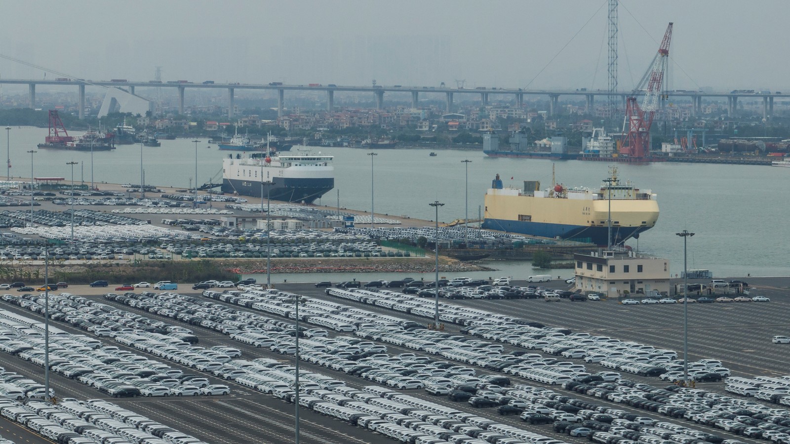 0408_NWS_STP-Z-TARIFFS-0409-01_225636054_1091740430.jpg