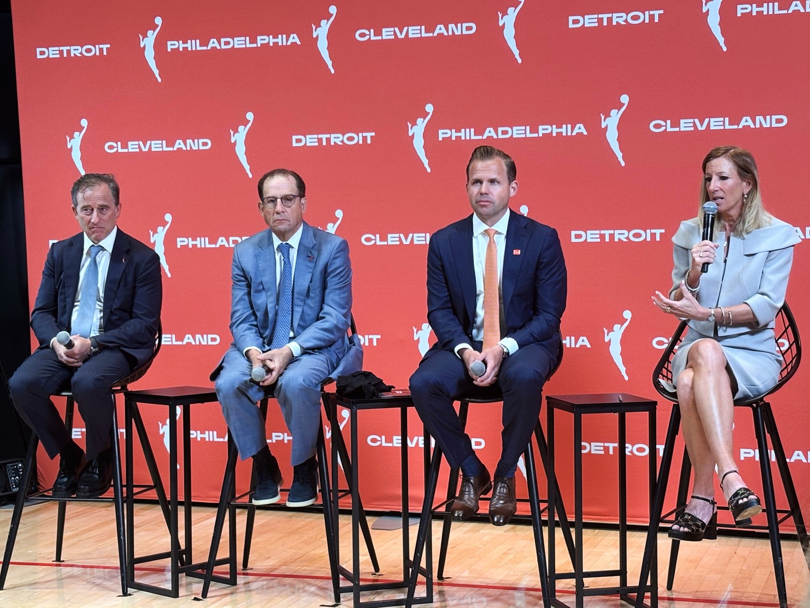WNBA_Expansion_Basketball_95295--86c8c_1094833516.jpg