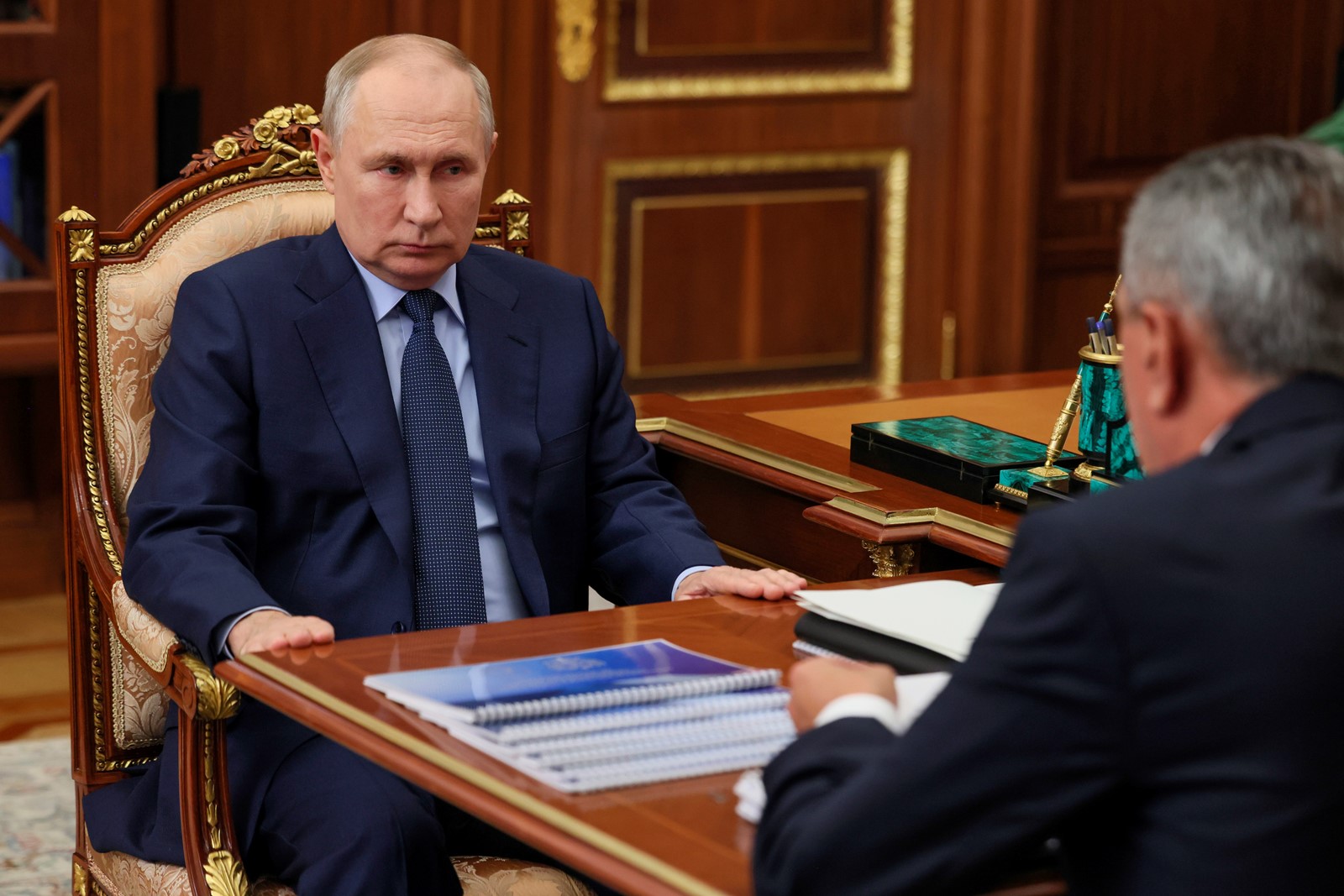 Russia_Putin_58399--da974_1069885402.jpg