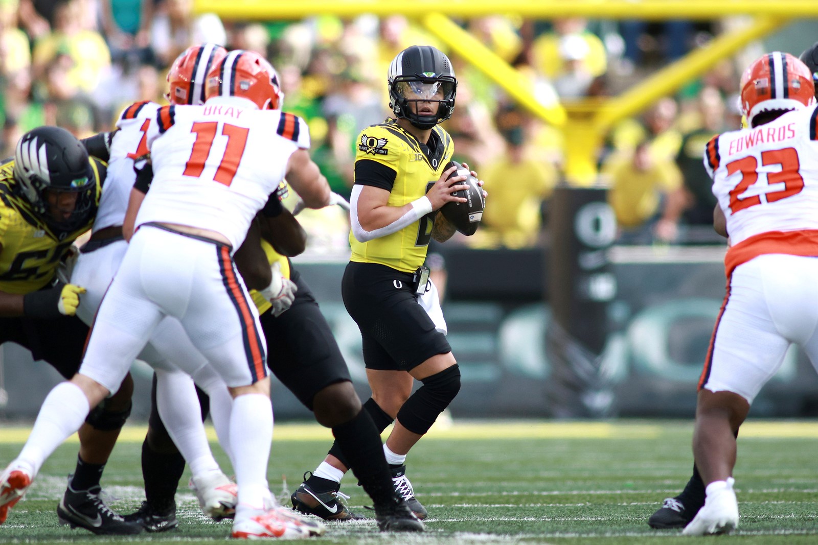 Illinois_Oregon_Football_98468--02412_1085725771.jpg