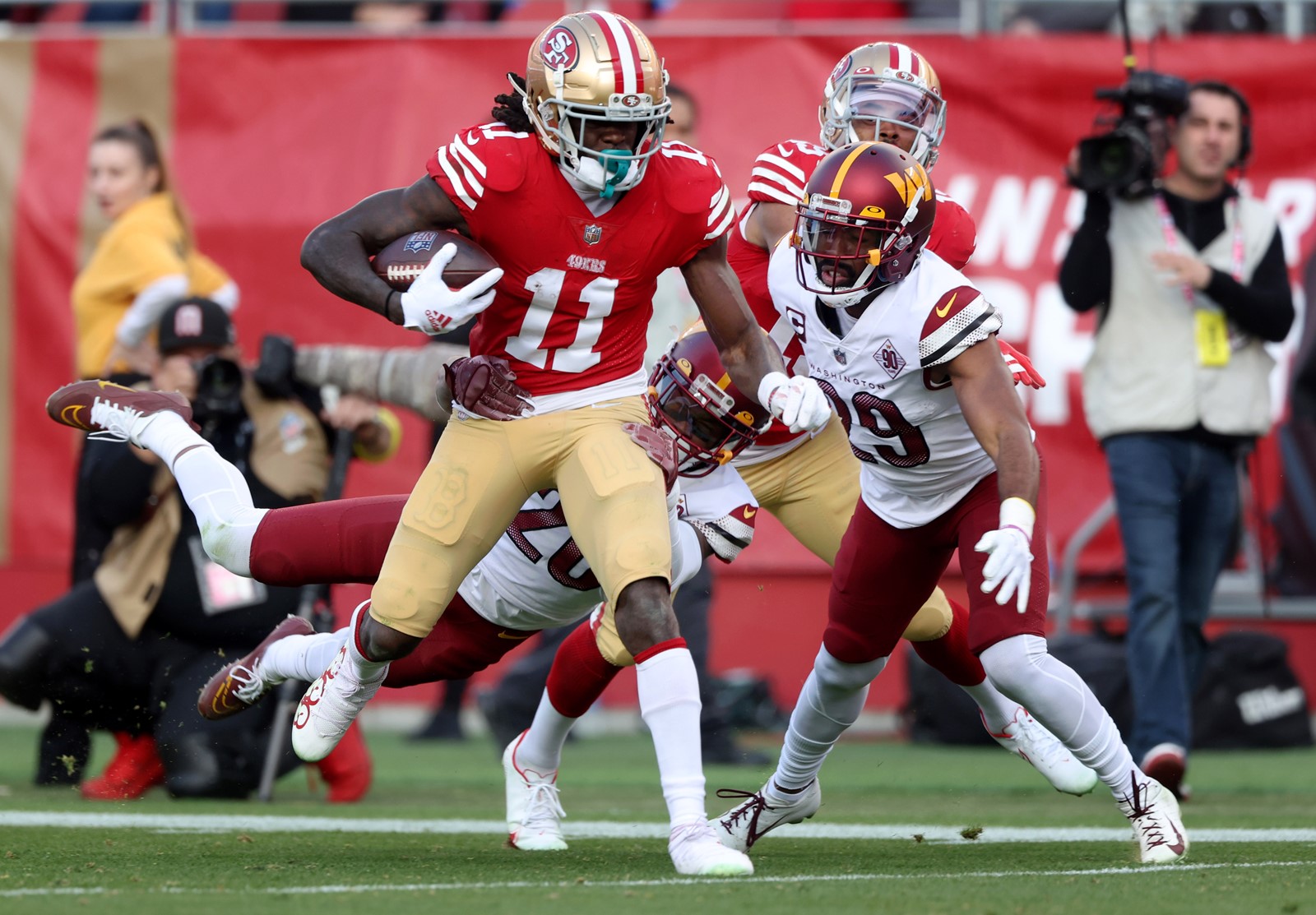0601_NWS_dc-z-49ers1_1063361713.jpg