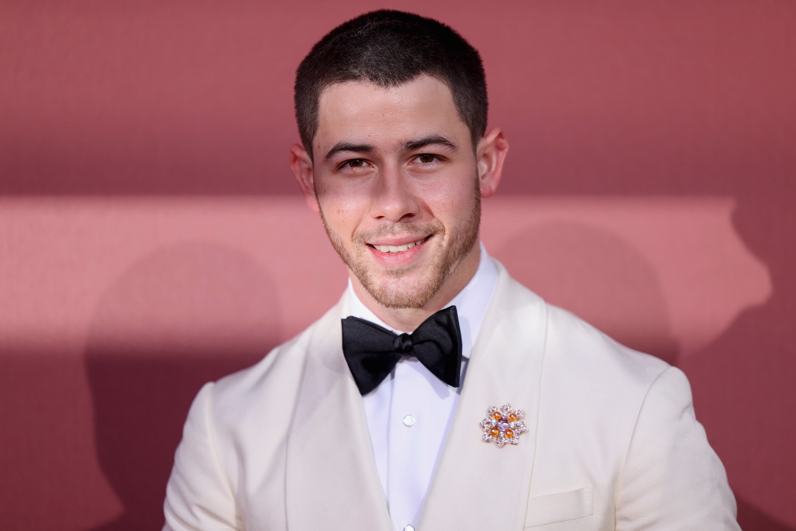 france_cannes_2024_amfar_arrivals_67990__6d04e_1093921491.jpg