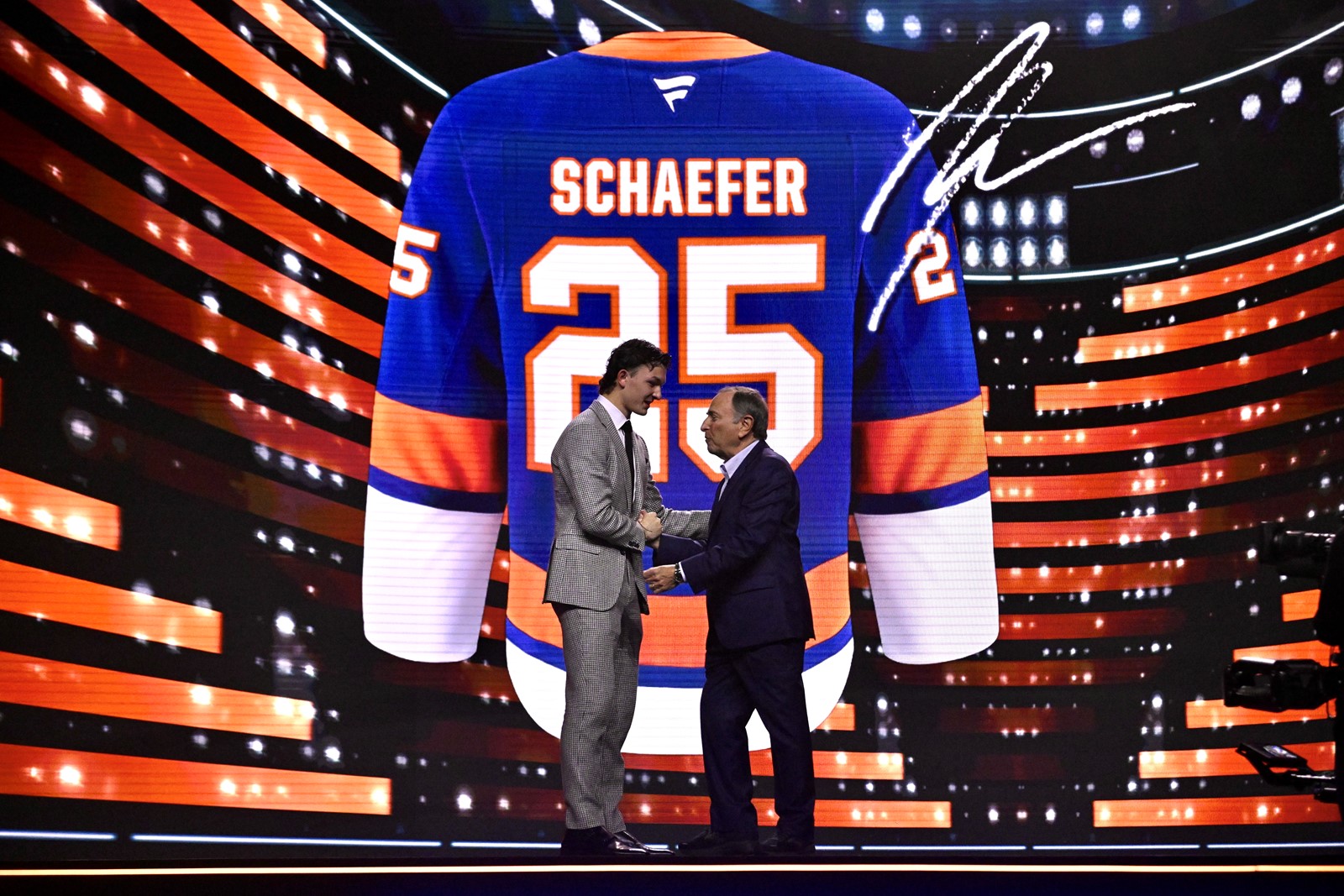 0627_NWS_LDN-L-NHL-DRAFT-0628-KB09_1094744354.jpg