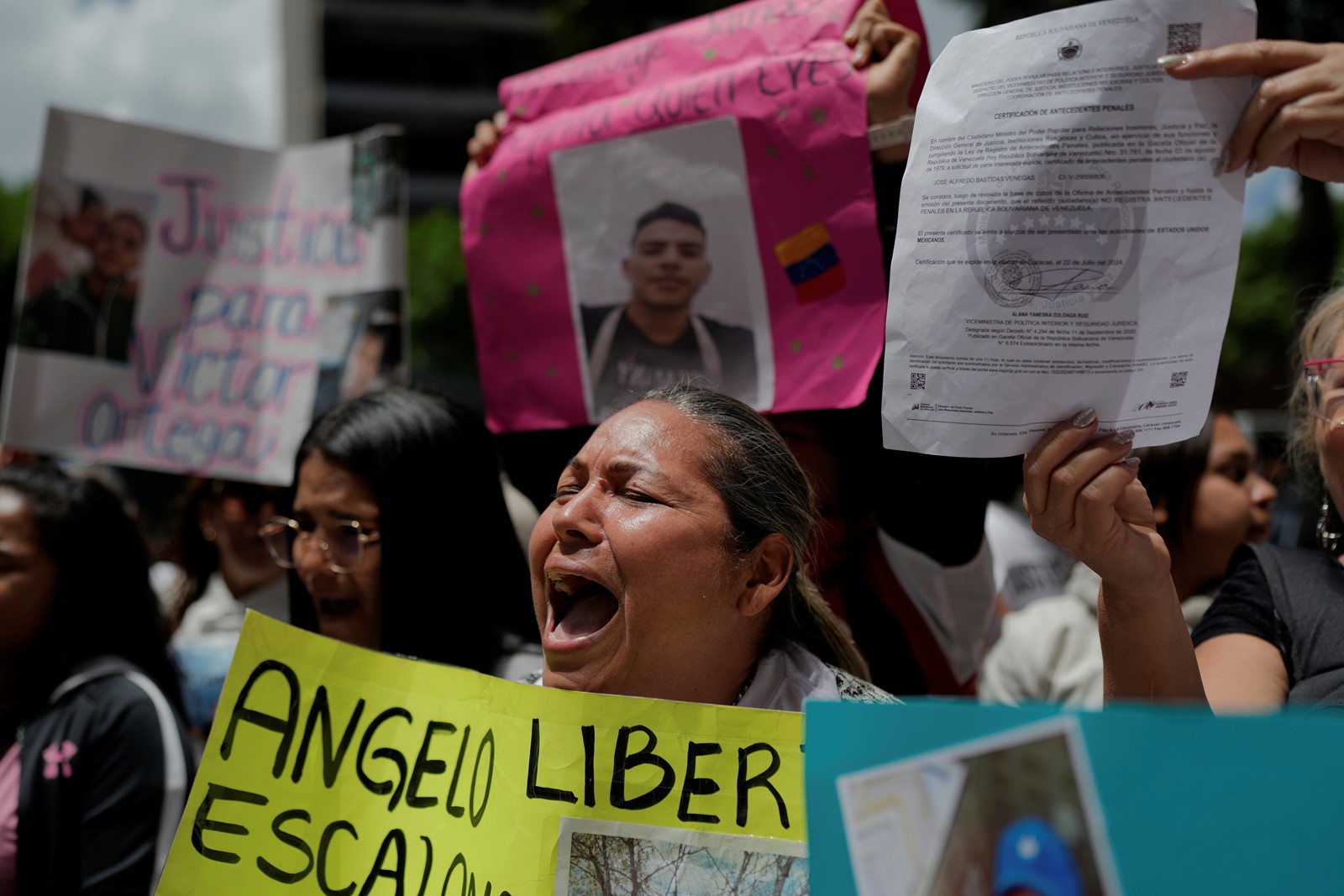 APTOPIX_Venezuela_Trump_Immigrants_70316--f7262_1092615185.jpg