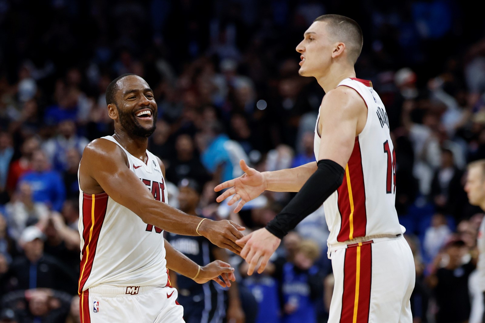 Heat_Magic_Basketball_40028--61833_1087996669.jpg