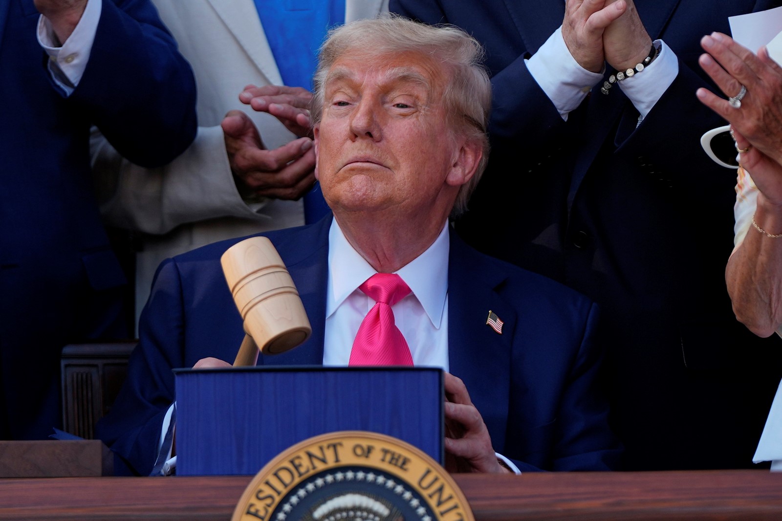 Trump_Congress_Tax_Cuts_68949--6b258_1095488349.jpg