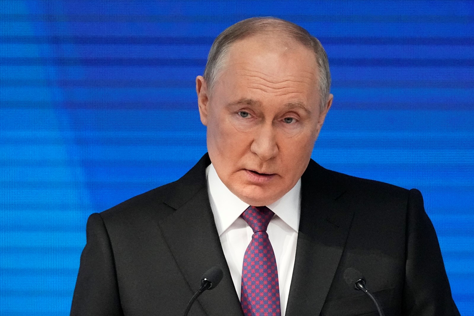 Russia_Putin_81079--08abf_1075625076.jpg