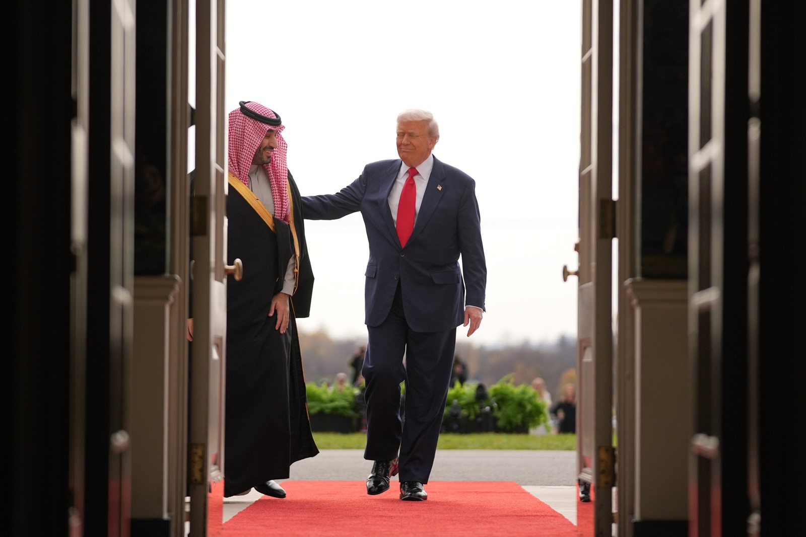 Trump_Saudi_Arabia_83133--958de_1100095605.jpg