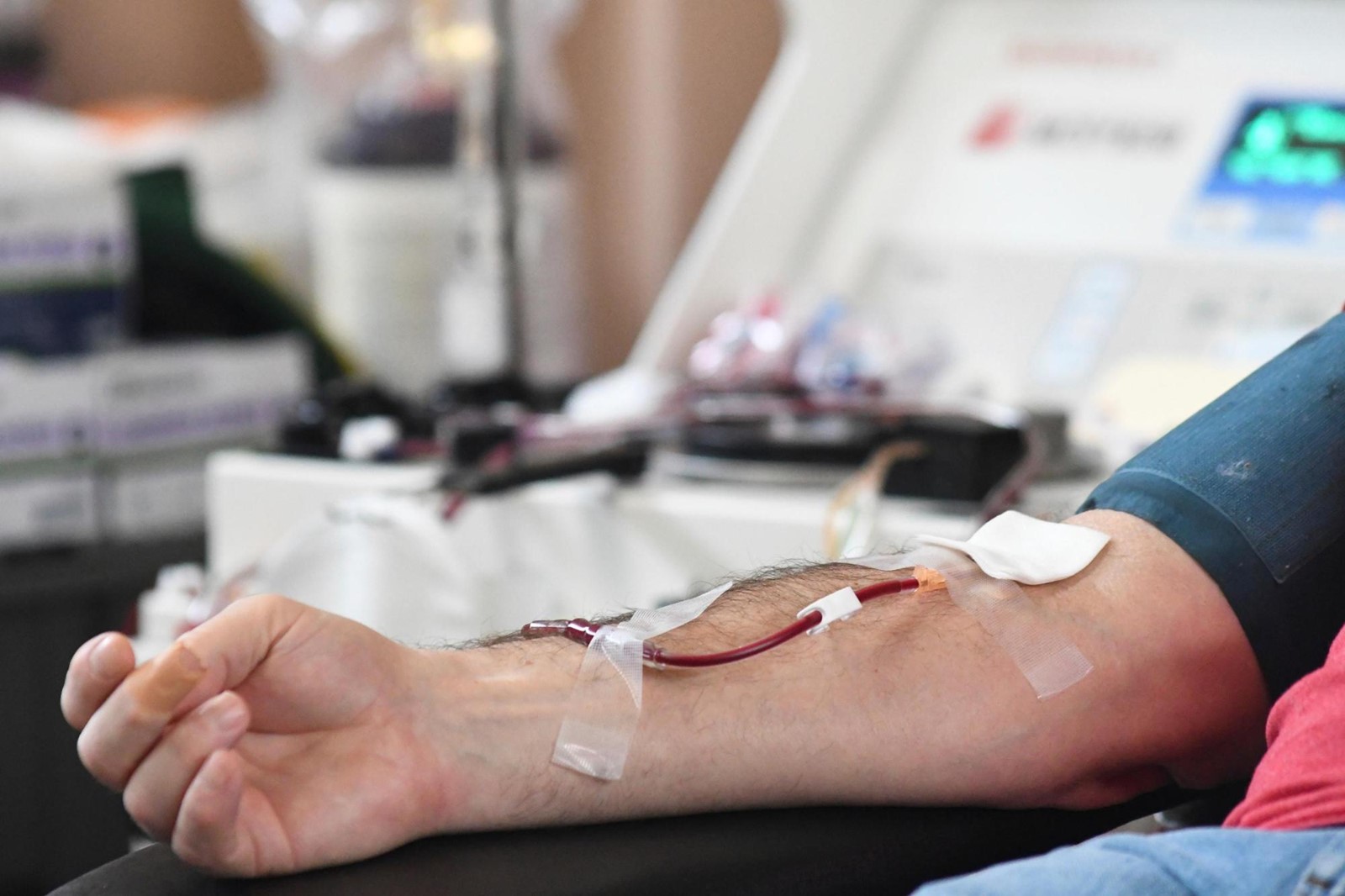 Blood_Donations_Gay_Men_16667_1081271789.jpg