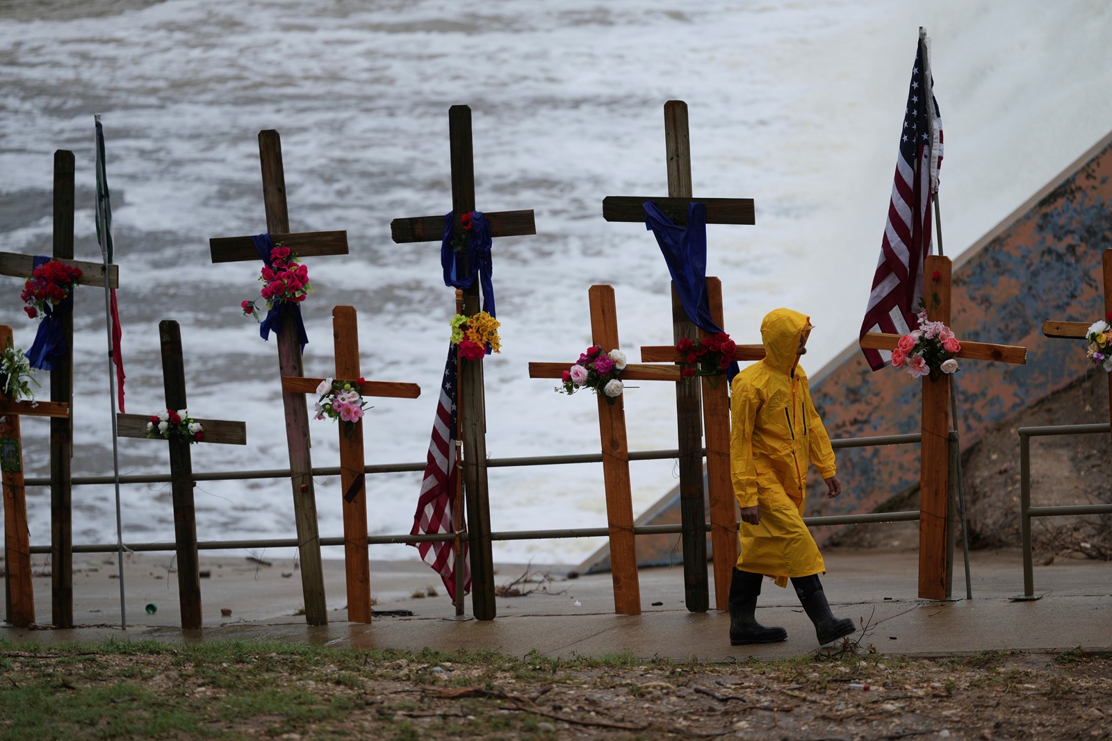 Texas_Floods_Extreme_Weather_86165--6576c_1095305723.jpg