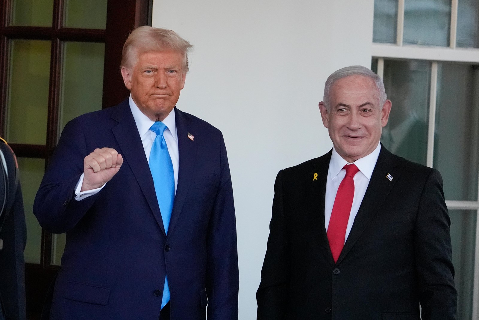 Trump_Mideast_Ukraine_Might_Makes_Right_13548_de78fb_1092910454.jpg