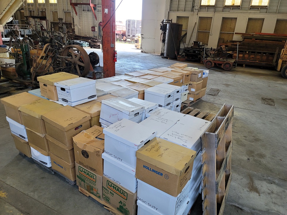 ETS-L-PAPERS-0317_1076308210.jpg