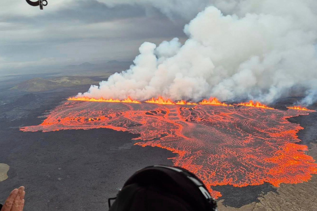 Iceland_Volcano_19248--561b7_1095395299.jpg