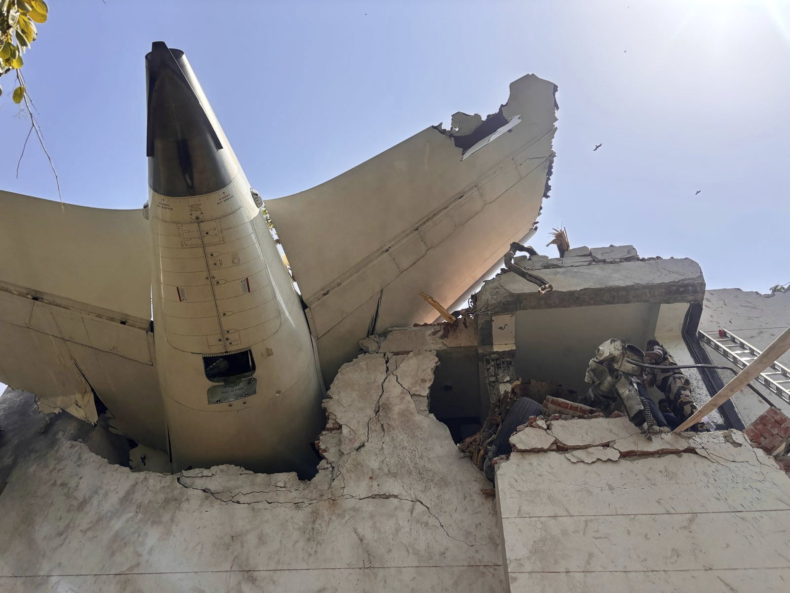India_Plane_Crash_57749--e2b9c_1094195408.jpg