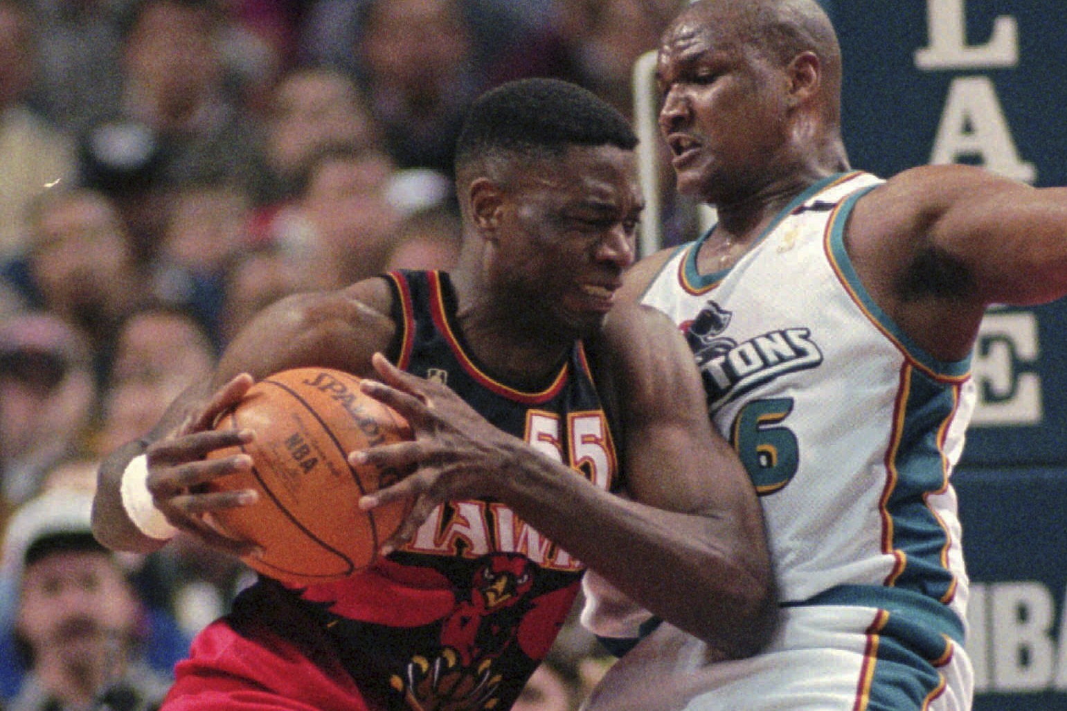Obit_Mutombo_Basketball_32887--43ca5_1084641746.jpg