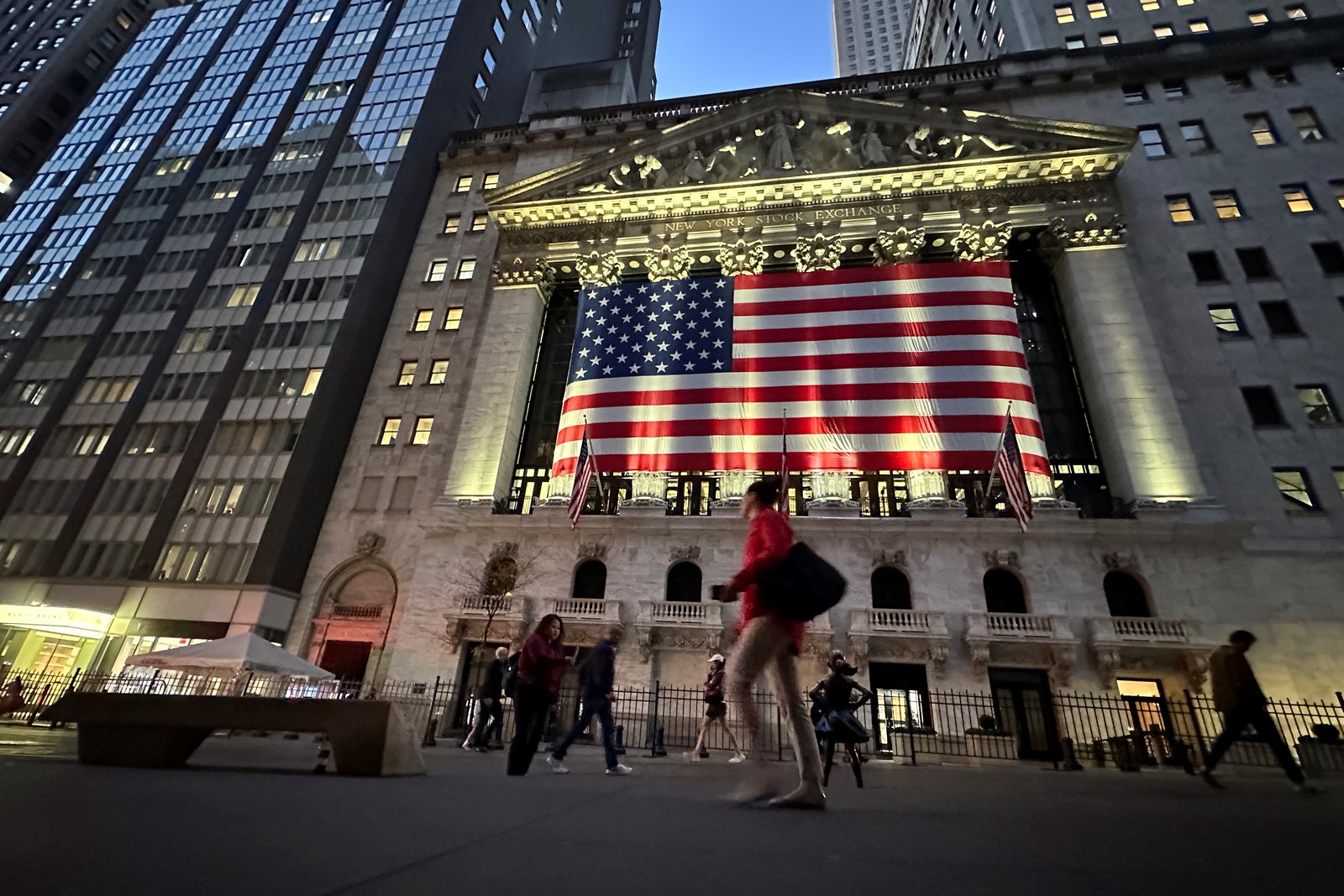 Financial_Markets_Wall_Street_81964--469fe_1088700445.jpg