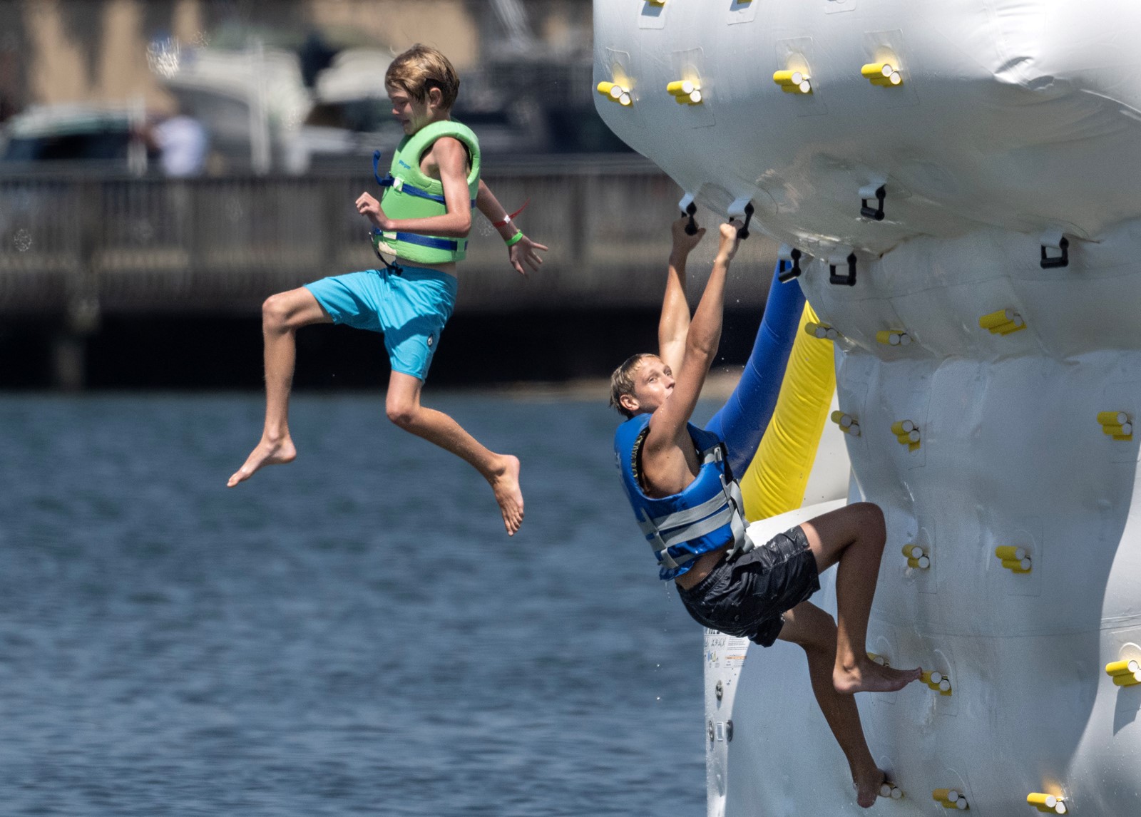 OCR-L-ENDOFSUMMER-0830-07-MS_1083208510.jpg