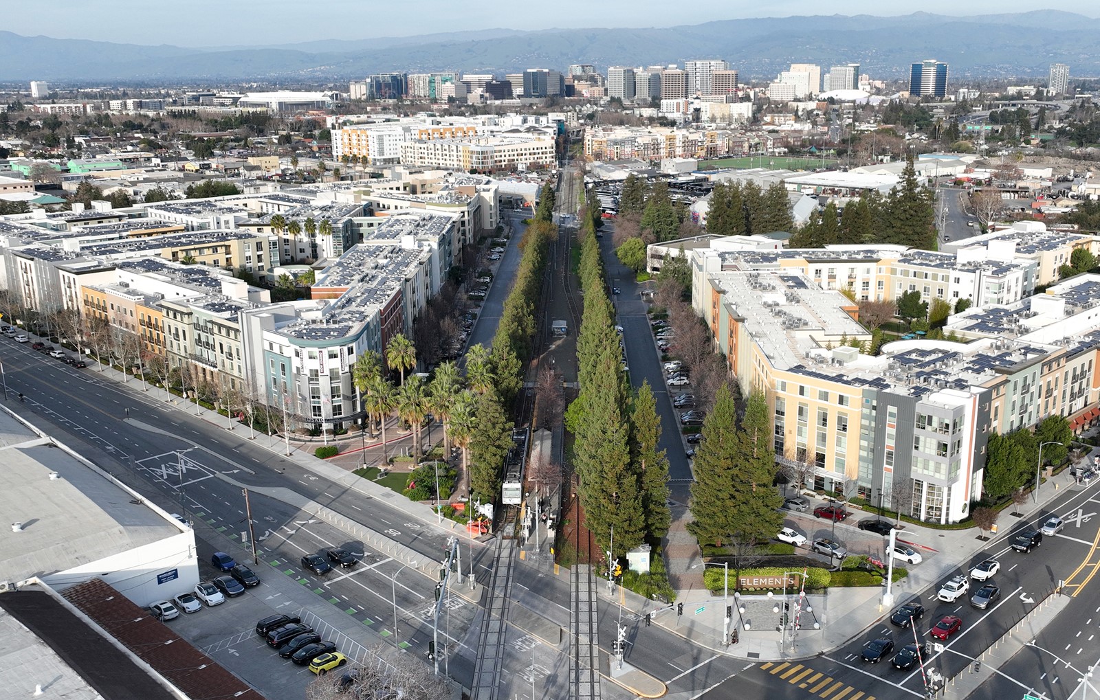202604091146MCT_____PHOTO____BIZ-SILICON-VALLEY-STRAIN-SJ_1105358228.jpg