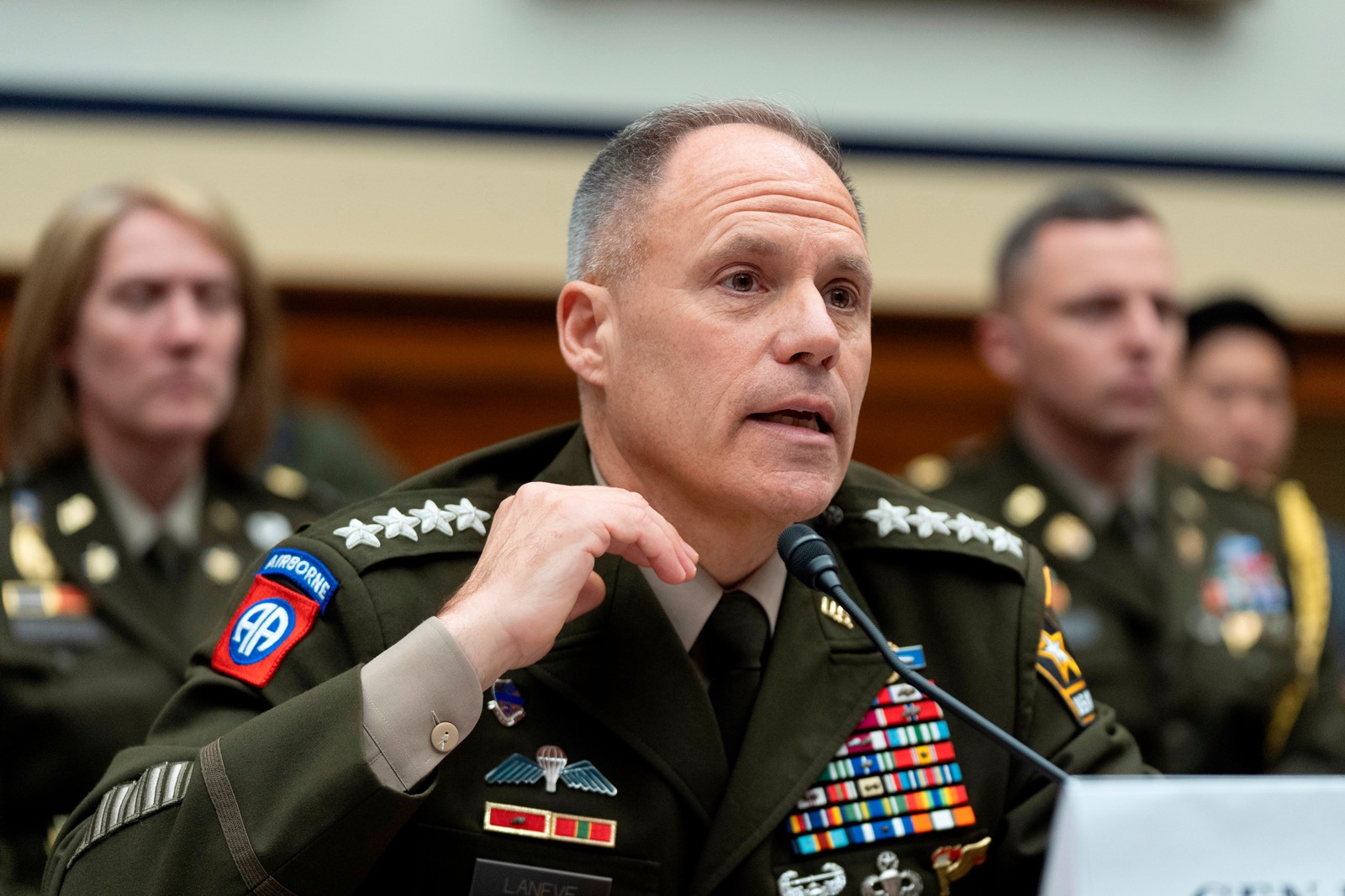Pentagon_Congress_33266--22667_1106681770.jpg