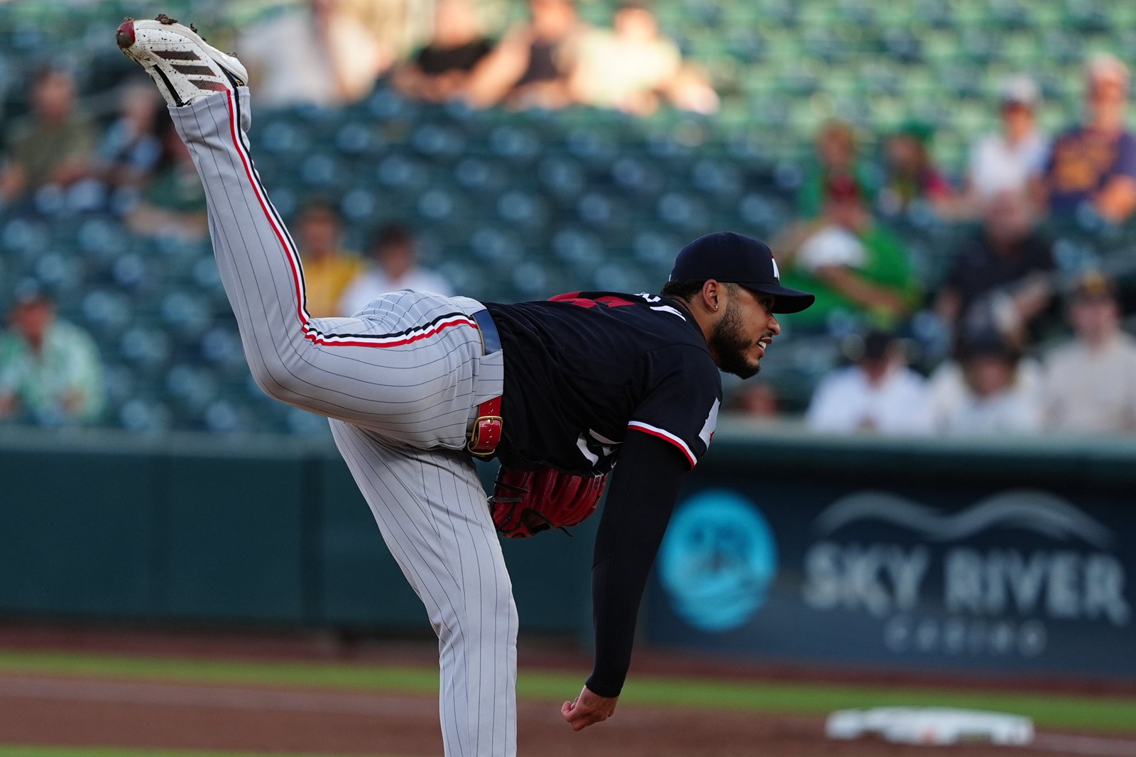Twins_Athletics_Baseball_611_3--93160_1110167494.jpg