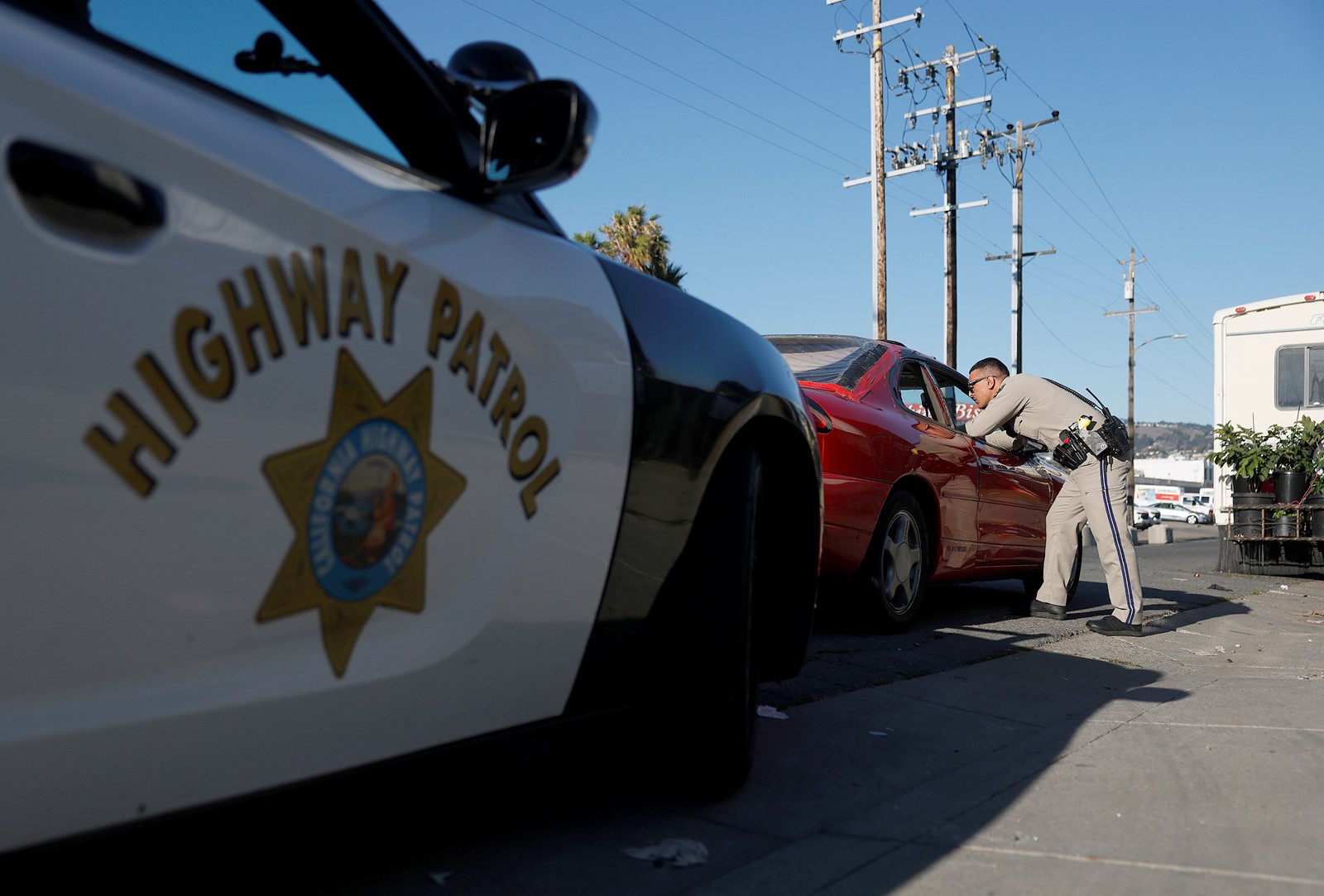 202512280600MCT_____PHOTO____US-NEWS-CALIF-CHP-LAPD-RECRUITING-FILEPIC-GET_1101499802.jpg