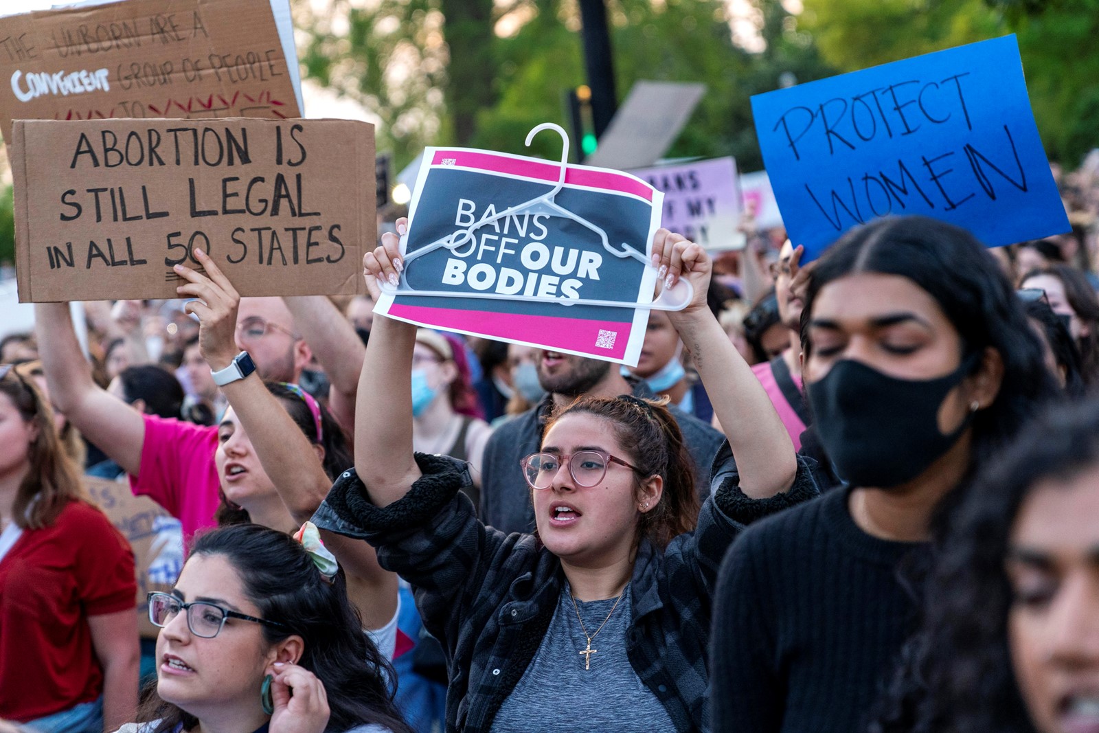 Supreme_Court_Abortion_Catholics_87058.jpg-d945c_1053280135.jpg