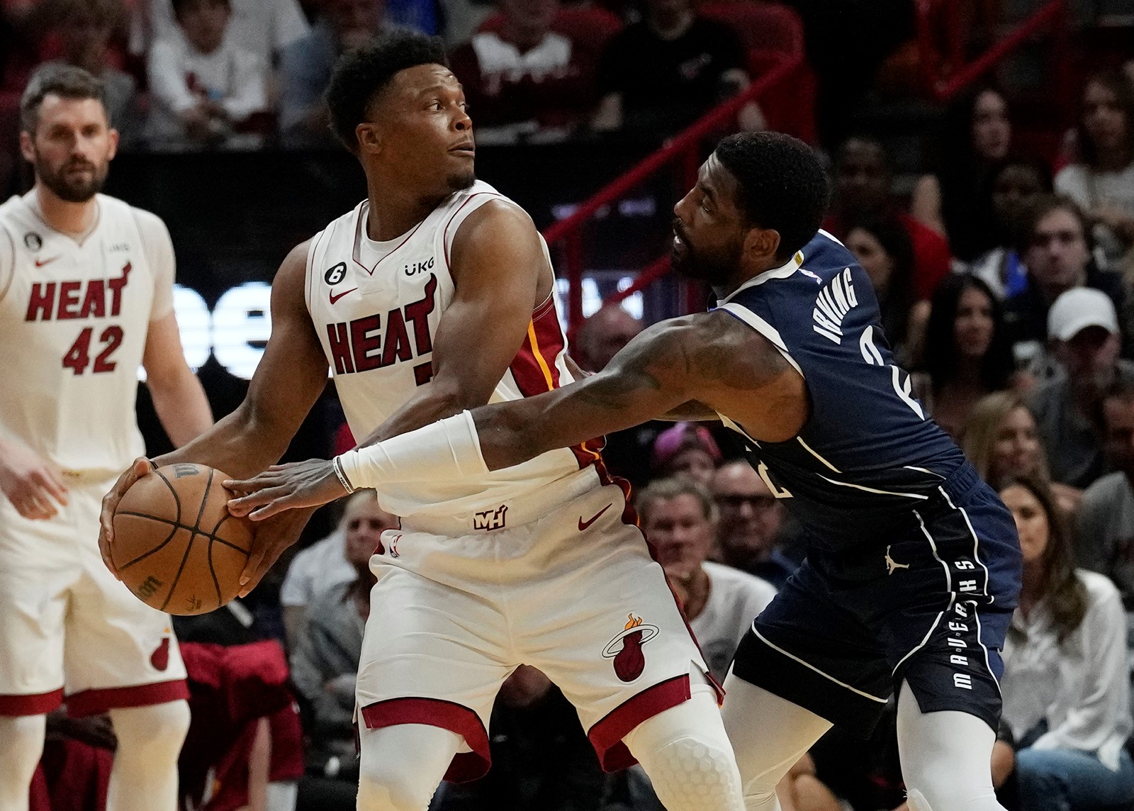 Mavericks_Heat_Basketball_28959--54669_1061066451.jpg