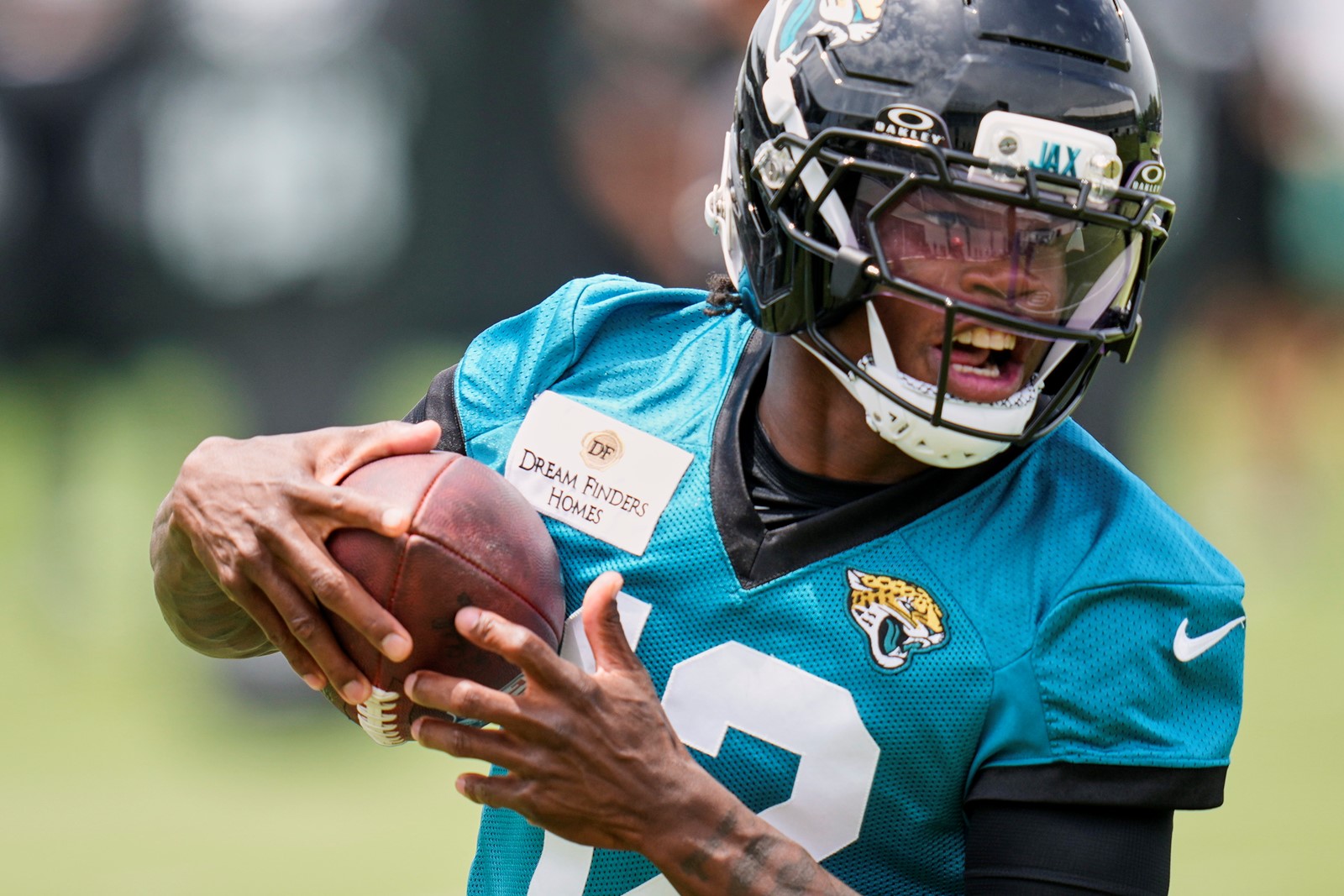 Jaguars_Rookie_Camp_Football_31750--a21cf_1092949697.jpg