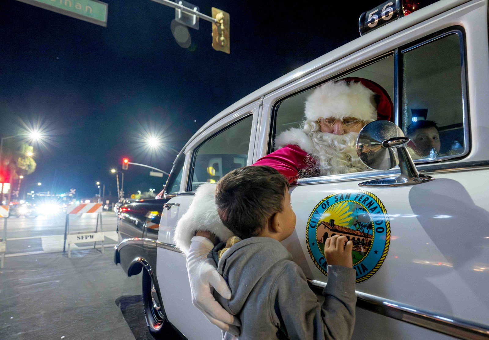 1224_NWS_LDN-L-A2-SANTA-1225_1087931094.jpg