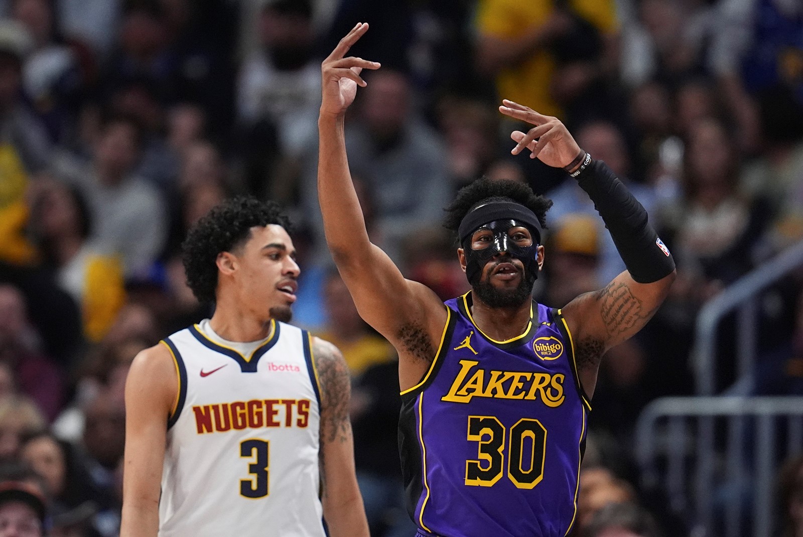 Lakers_Nuggets_Basketball_19668--0390c_1090092266.jpg