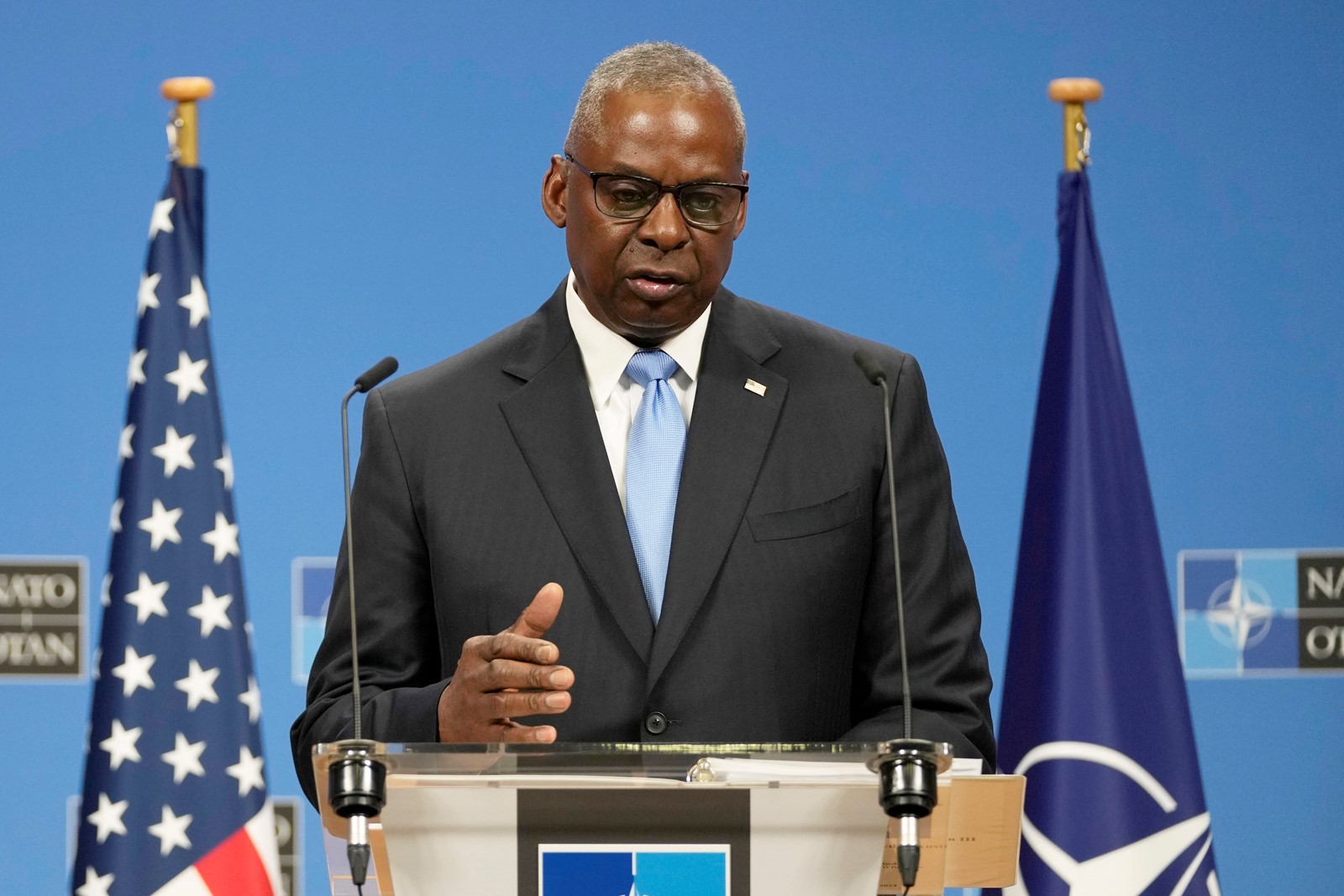 Diplomacy_Pentagon_52644--38098_1080825530.jpg