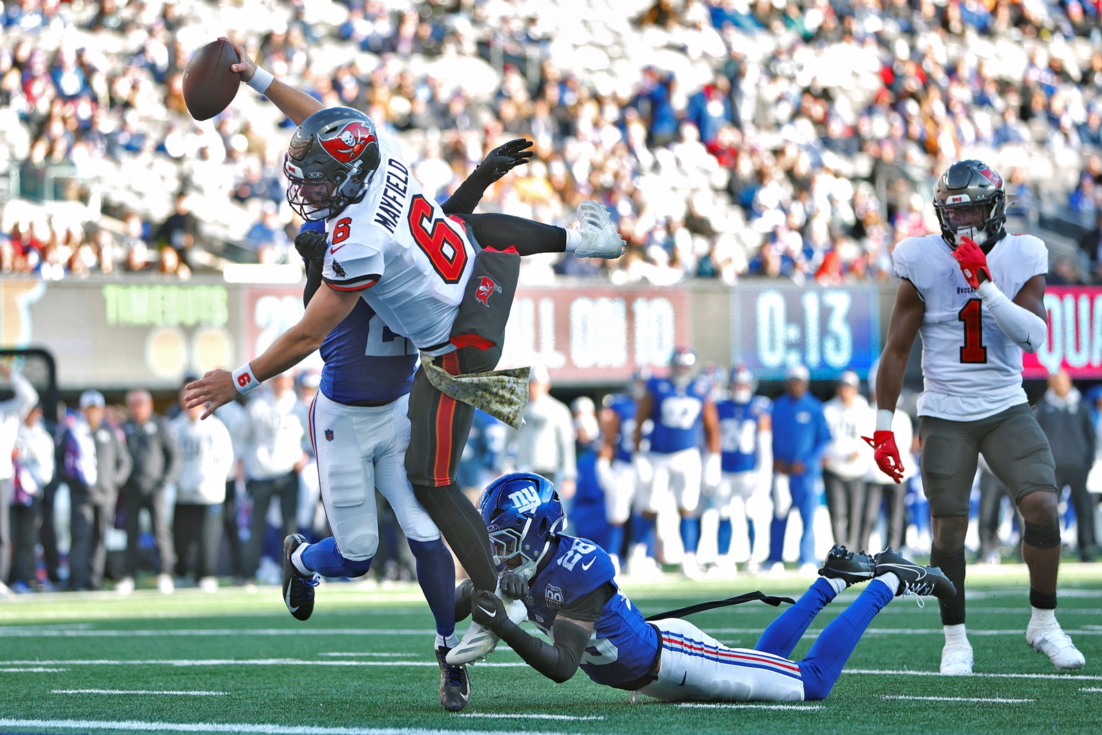 APTOPIX_Buccaneers_Giants_Football_00272--221a7_1086897607.jpg