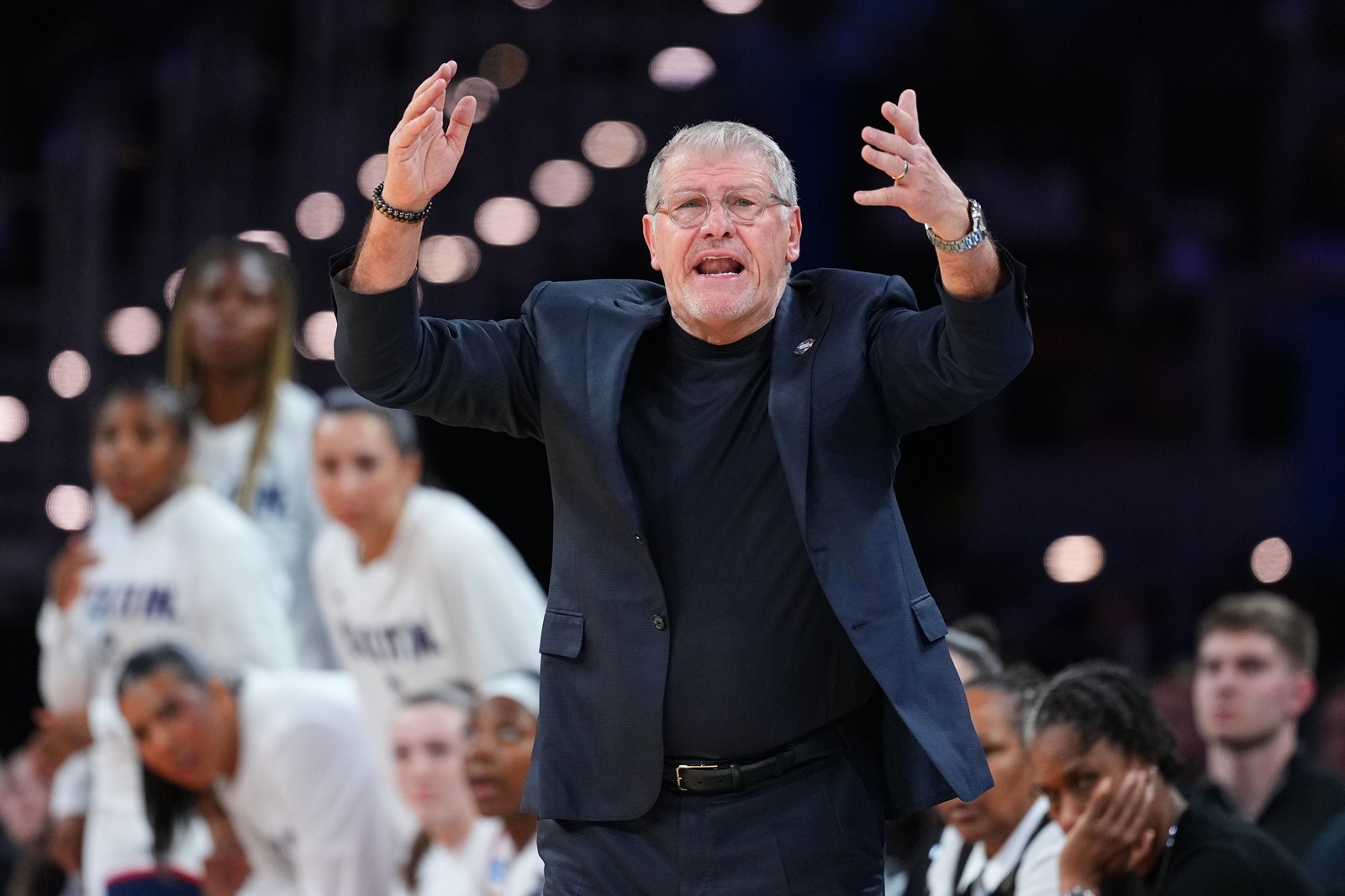 NCAA_North_Carolina_UConn_Basketball_29_84--5fe55_1104943641.jpg